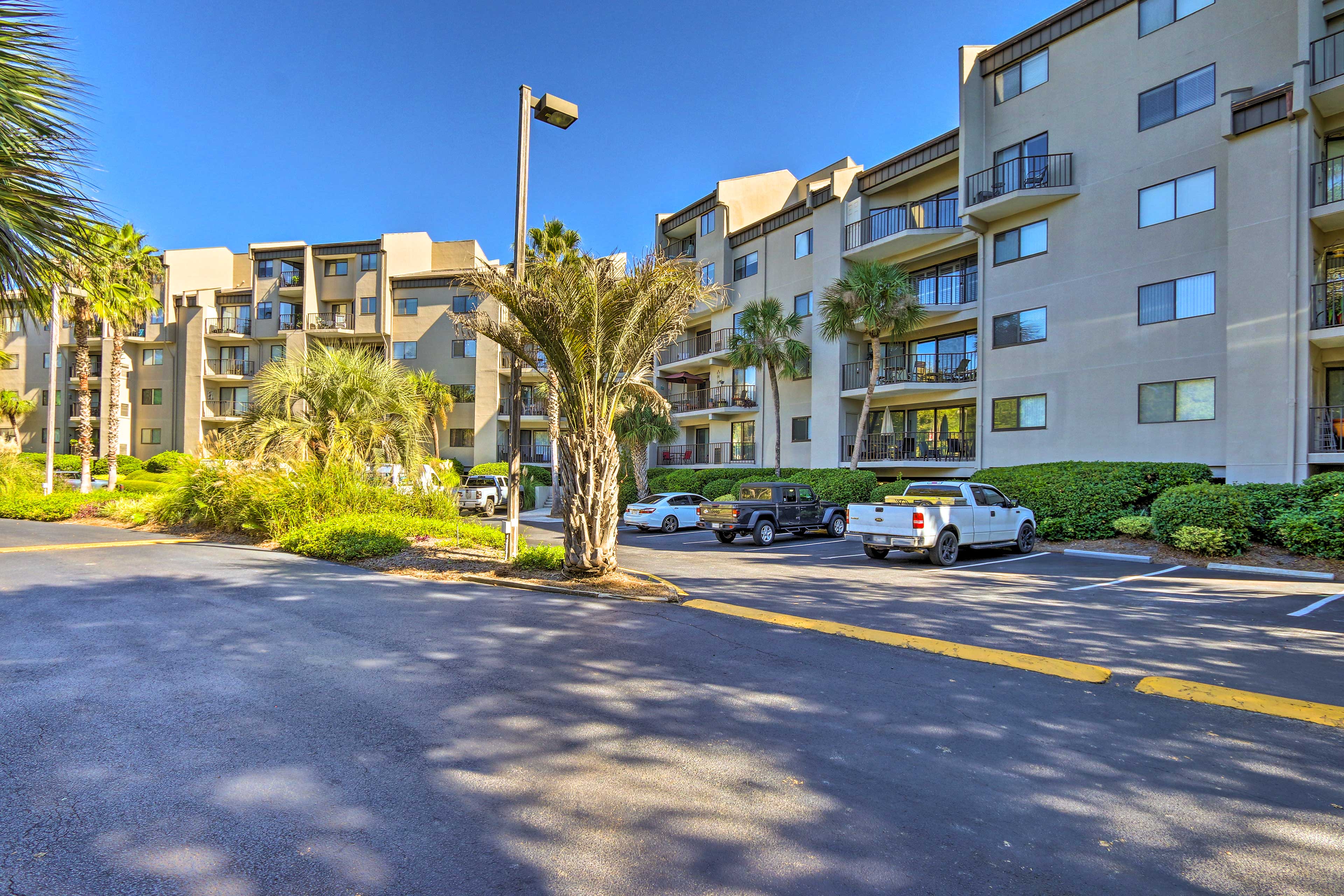 Property Image 2 - Hilton Head Island Villa: Pool & Beach Access