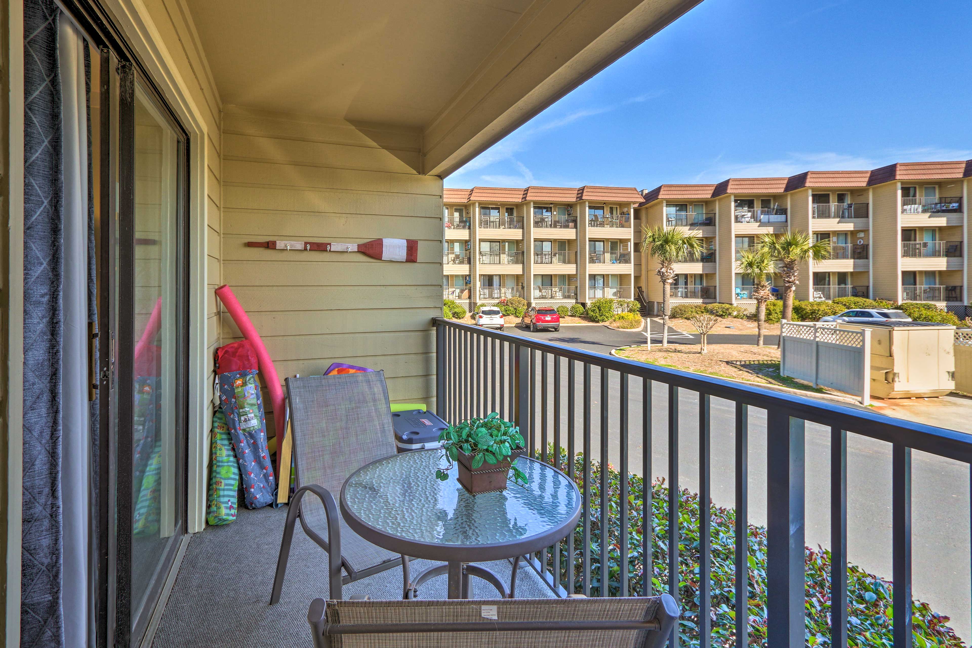 Property Image 2 - Bright Beach Condo on 50-Acre Hilton Head Resort!