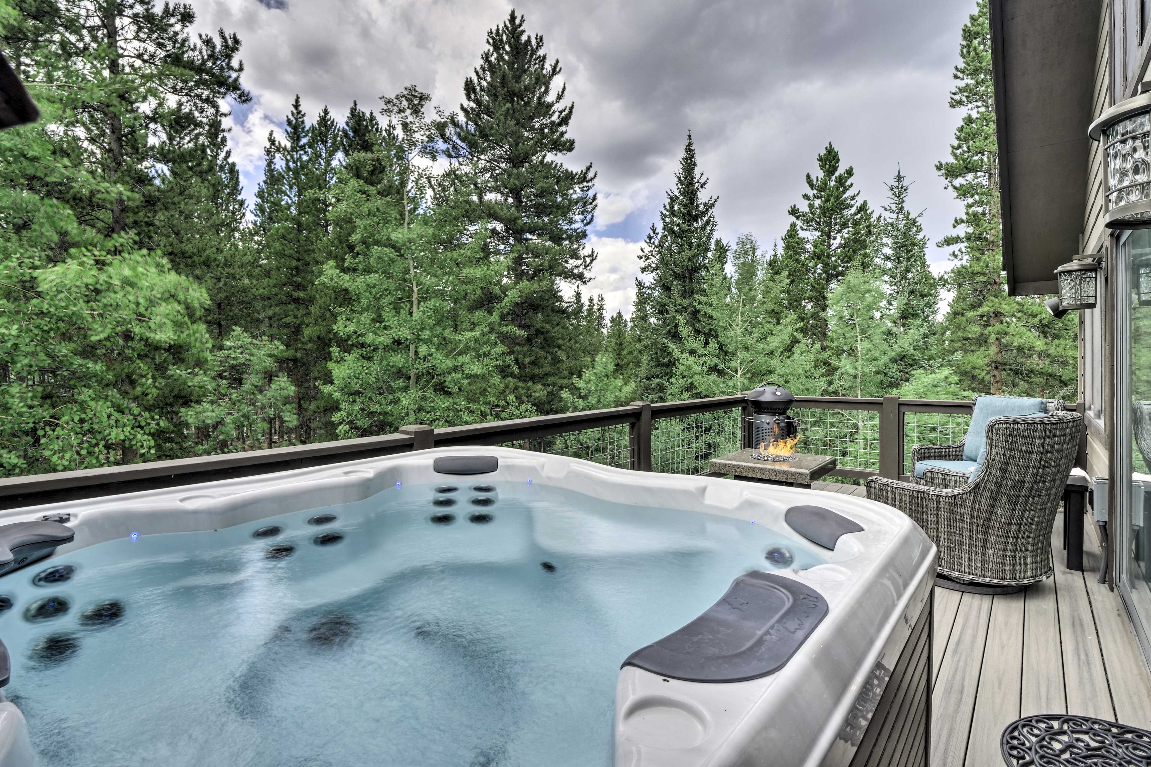 Property Image 2 - Upscale Home w/ Hot Tub: 3 Mi to Breck Ski Resort!