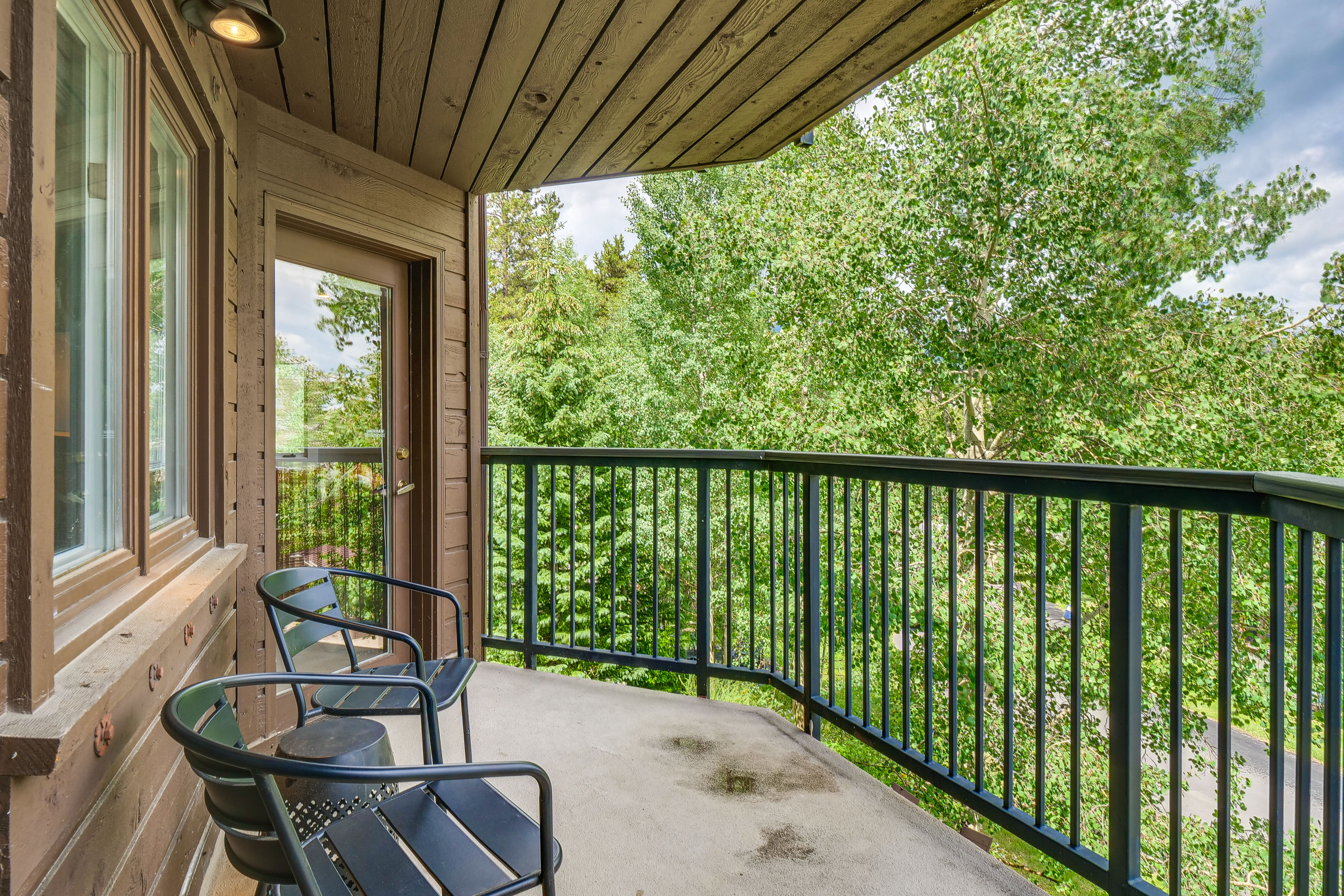 Property Image 2 - Breckenridge Condo w/ Balcony & Resort Amenities