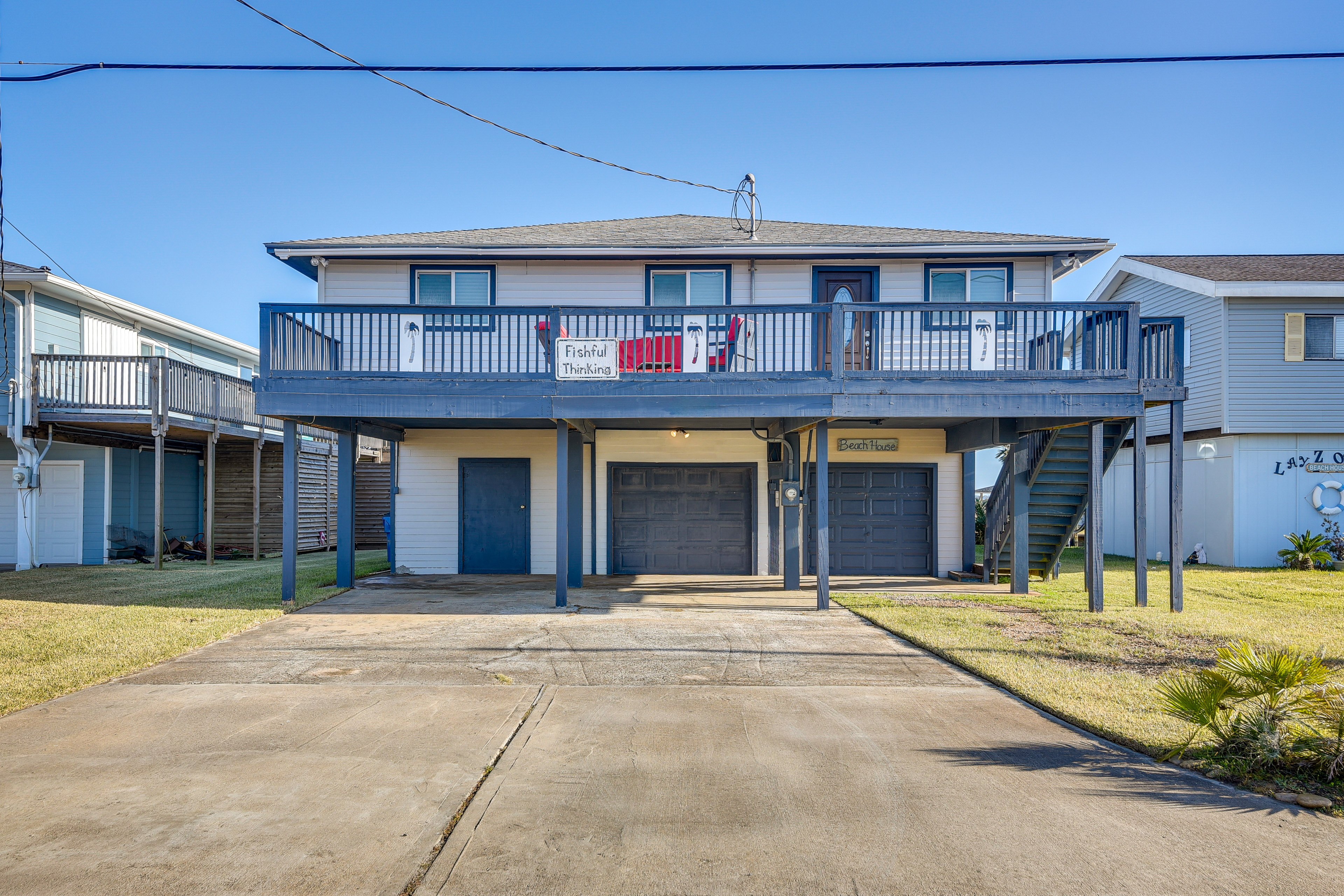 Property Image 2 - Surfside Beach Home w/ Deck & Grill Near Beaches!