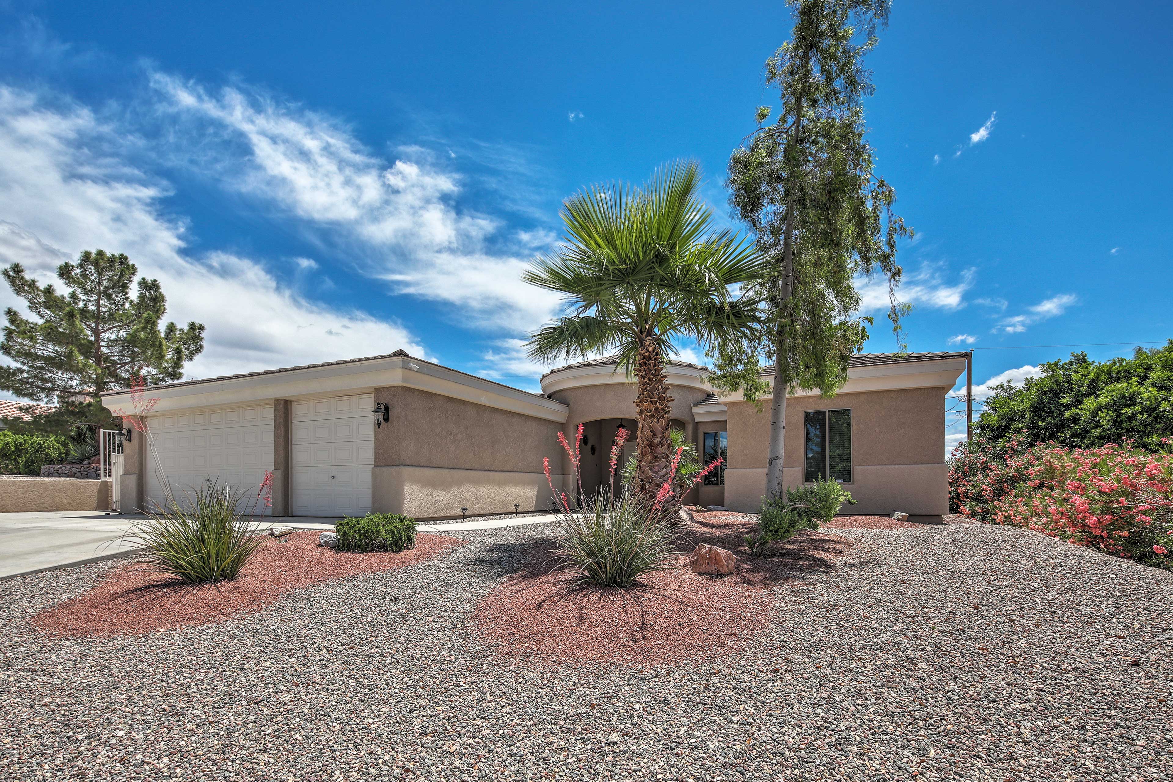 Property Image 2 - Home w/ Rooftop Balcony ~ 4 Mi to Lake Havasu!