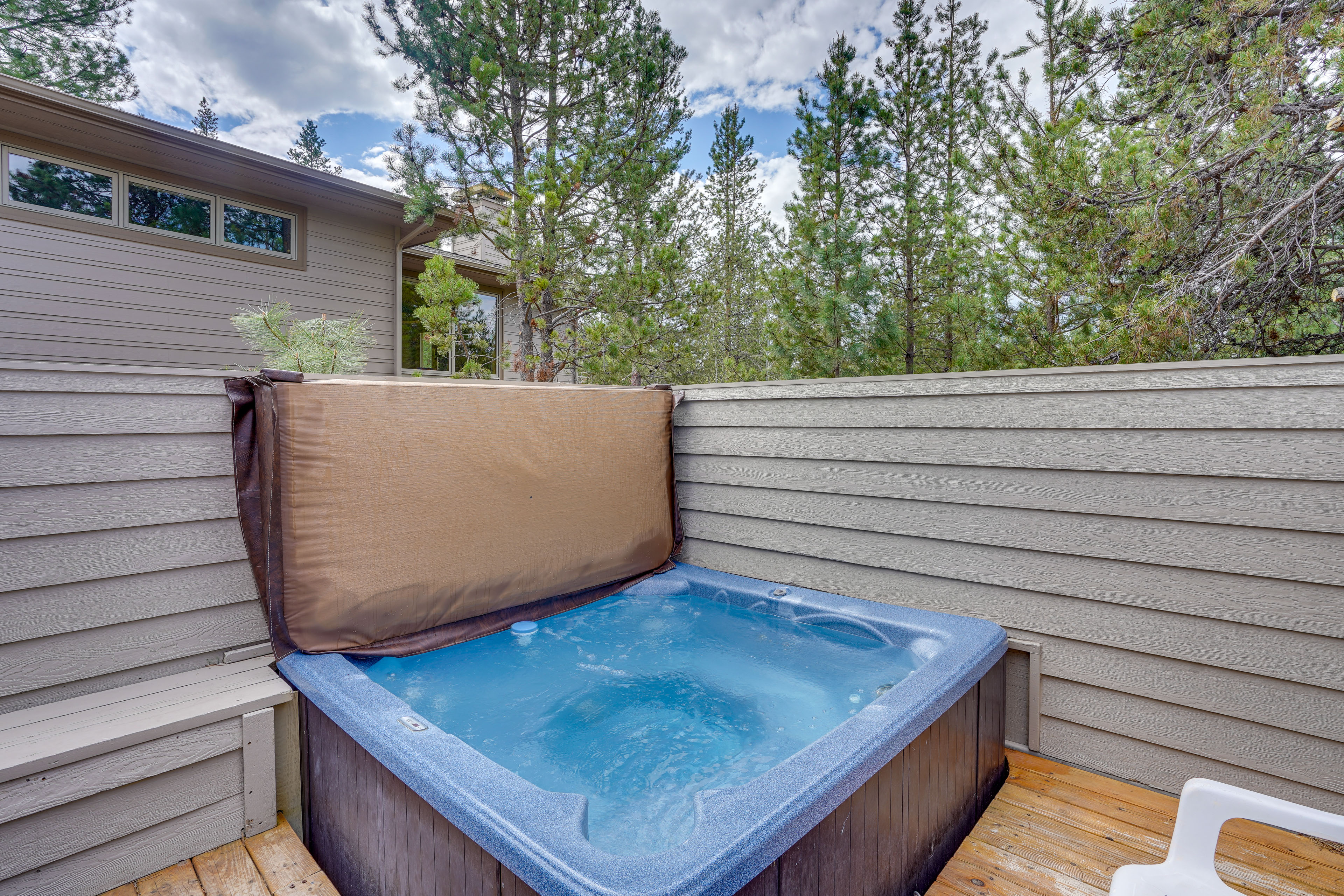 Property Image 2 - Sunriver Getaway w/ SHARC Waterpark Passes!