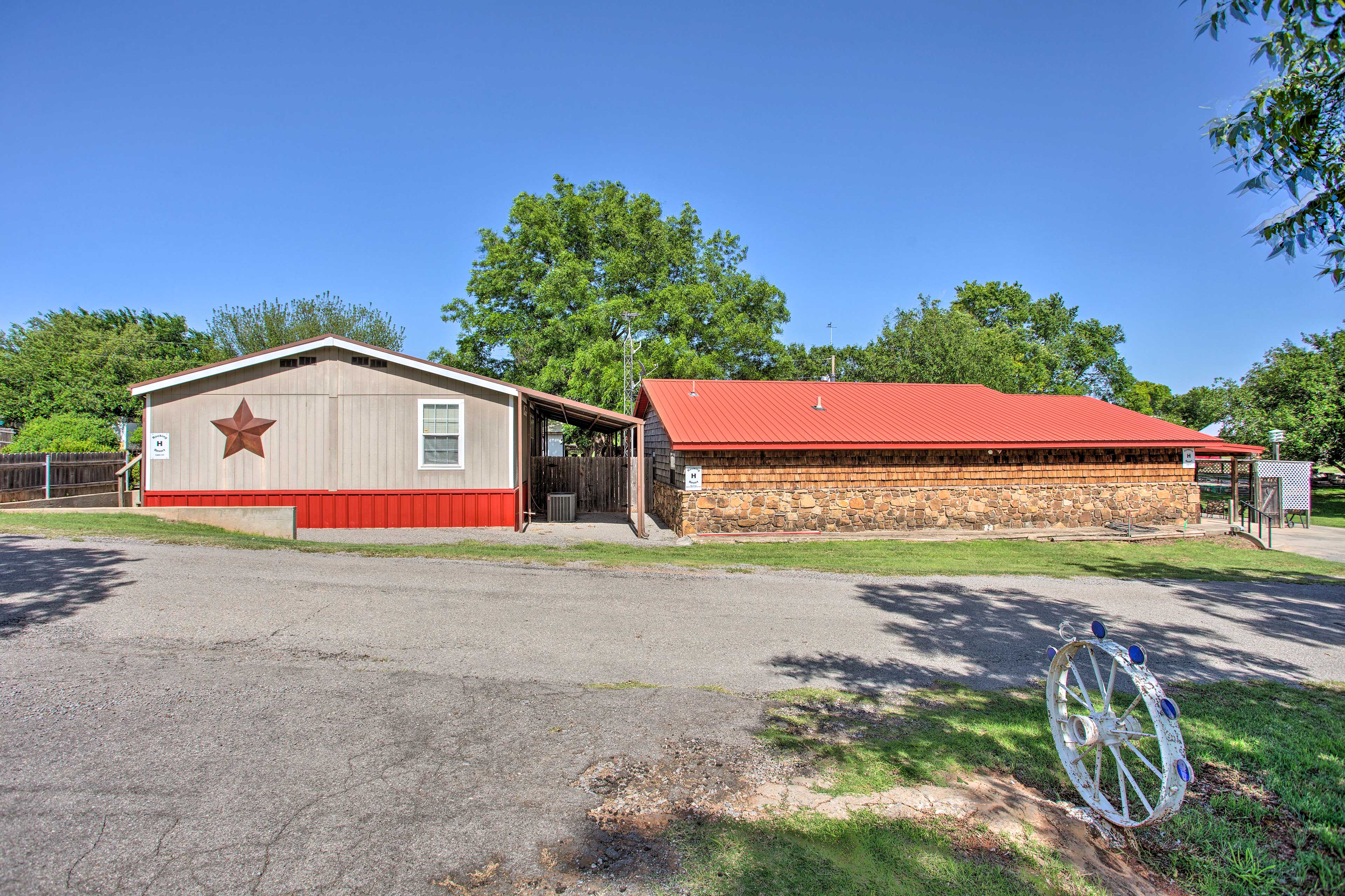 Property Image 2 - Rustic Home w/ Patio, 1 Mi to Sunset Beach!