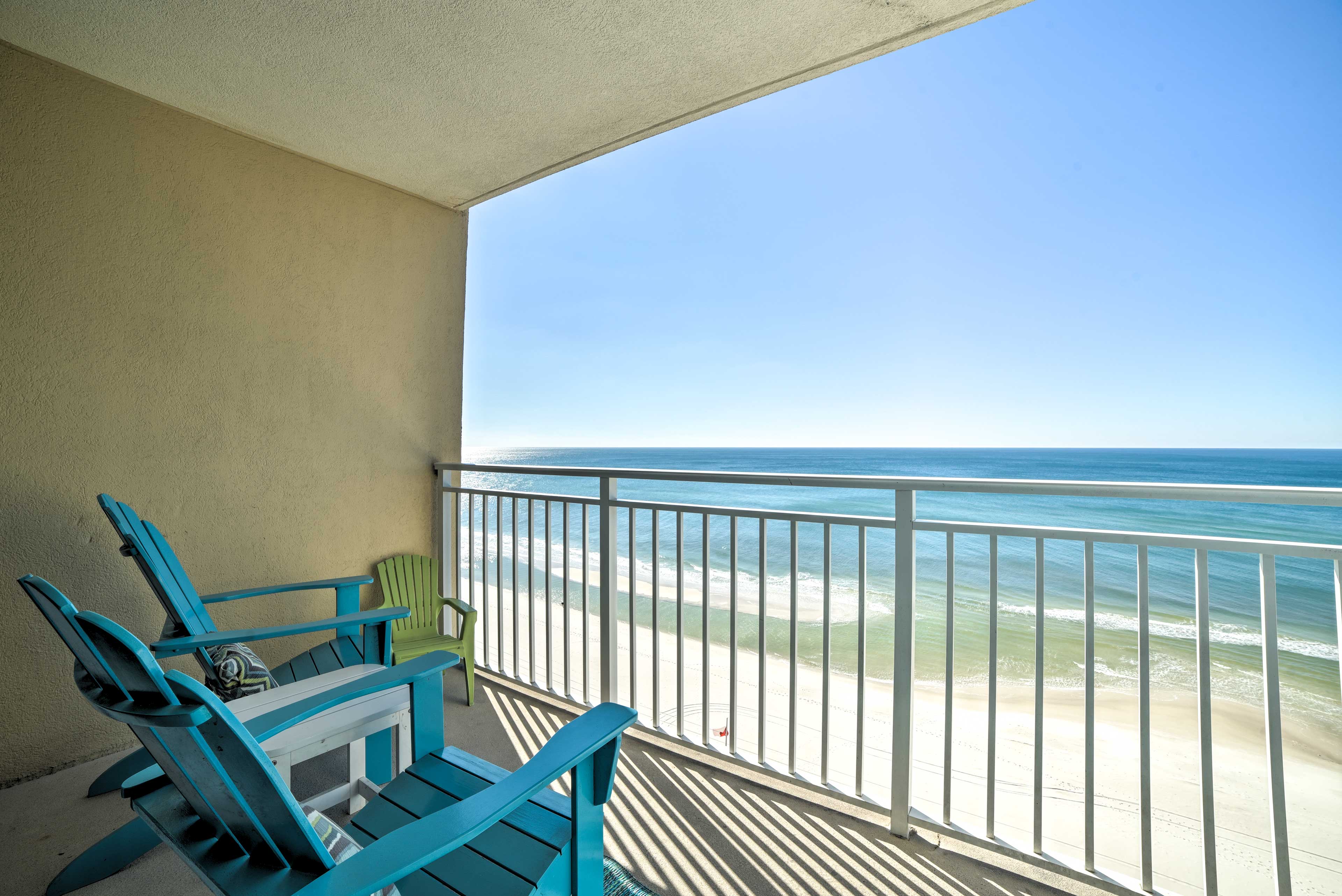 Property Image 1 - Spectacular Oceanfront Emerald Beach Resort Condo