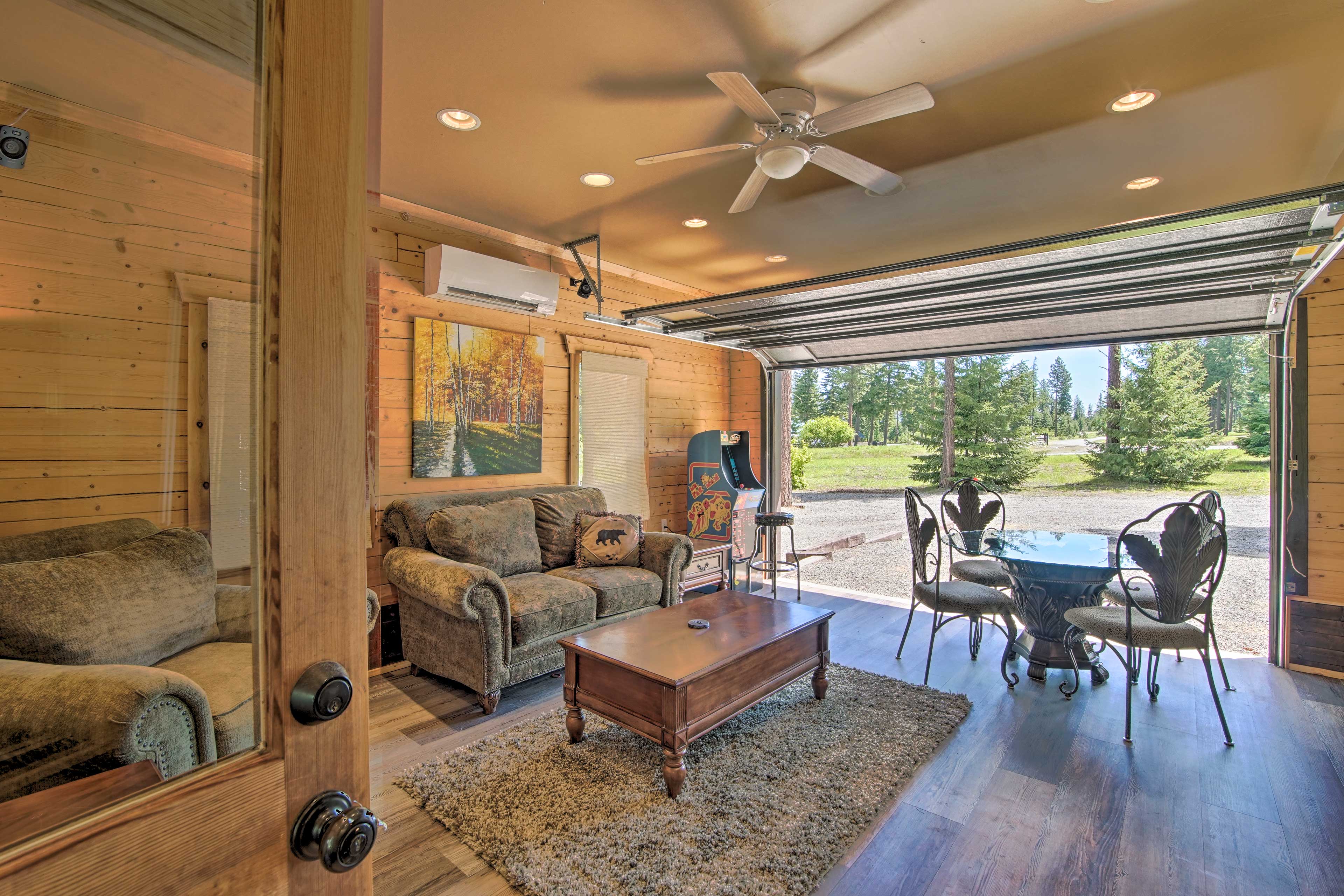 Property Image 2 - Luxury Lodge: Hot Tub, Snowmobiling & ATV Access!