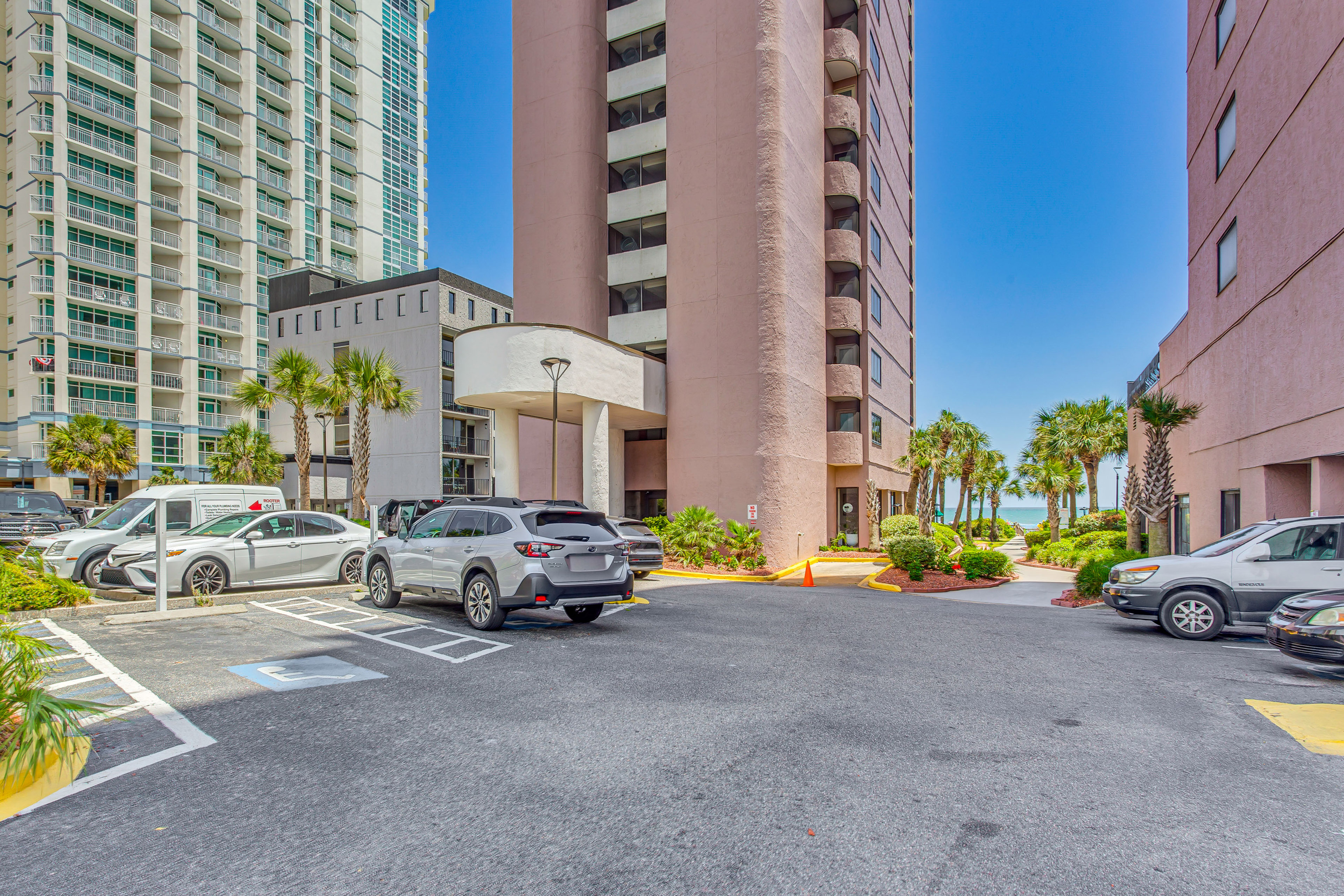 Property Image 2 - Myrtle Beach Oceanfront Condo w/ Covered Balcony!