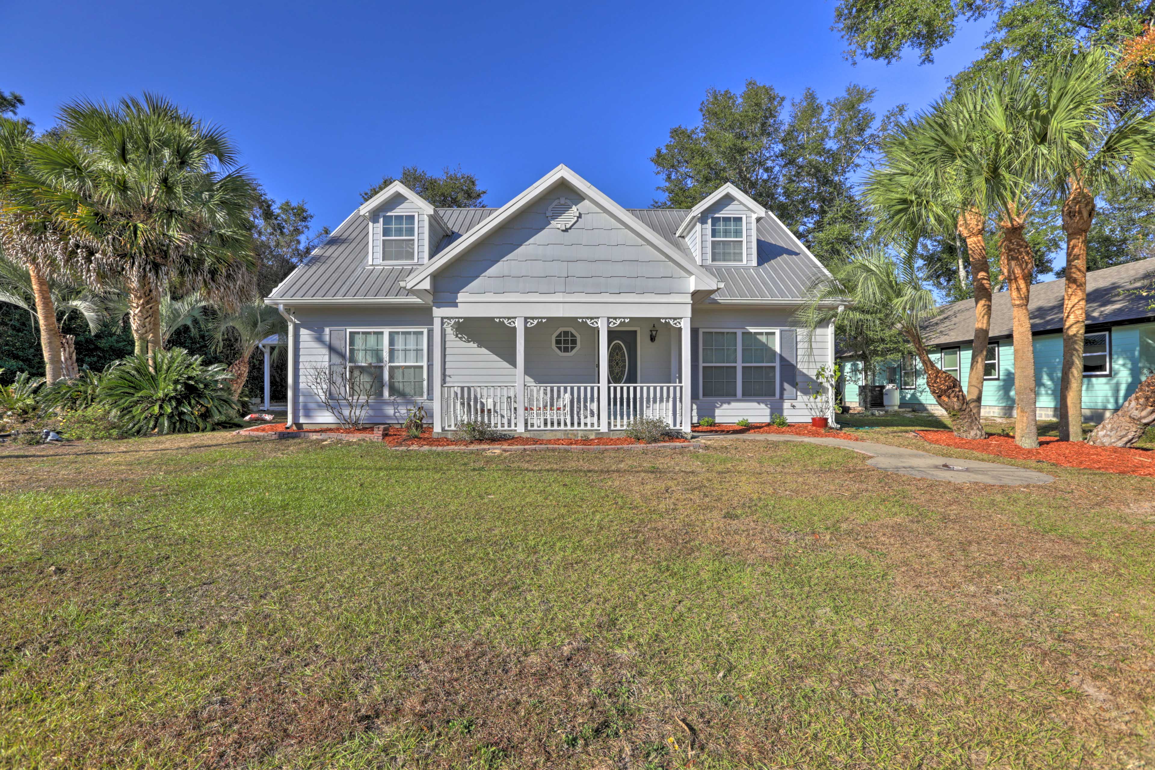 Property Image 1 - ’Seagrass Cottage’ < 1 Mi to Fishing, Boating