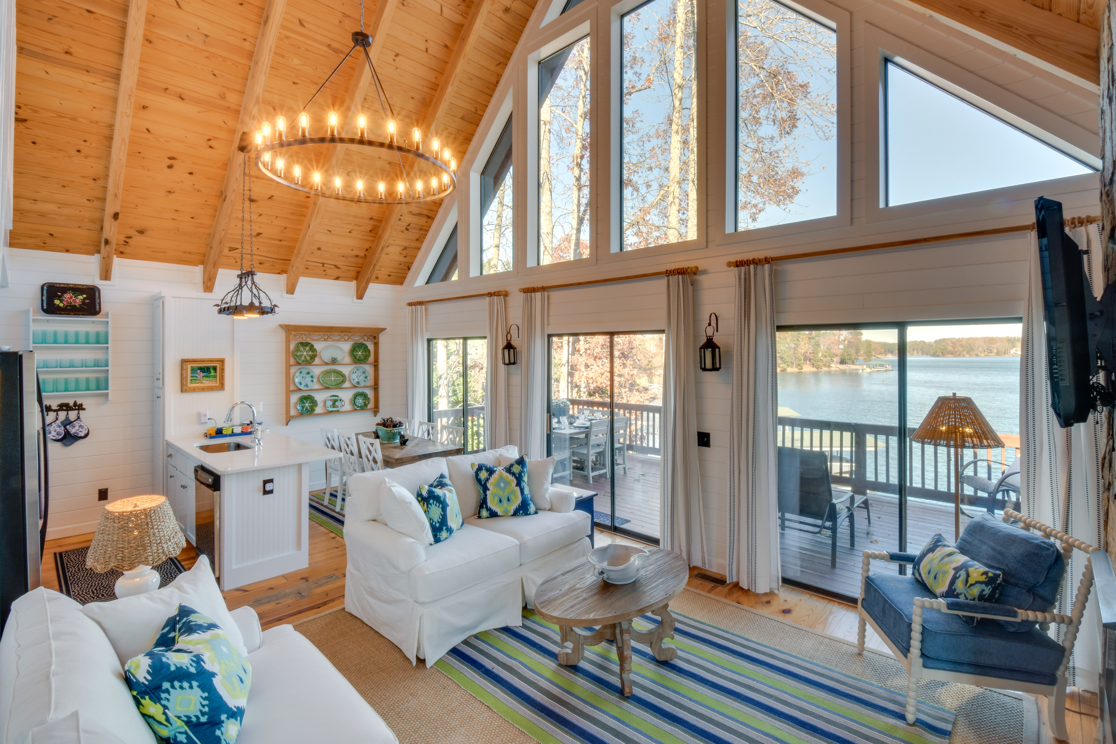 Property Image 1 - Beautiful Lake Keowee Home w/ Boat Dock & Kayaks