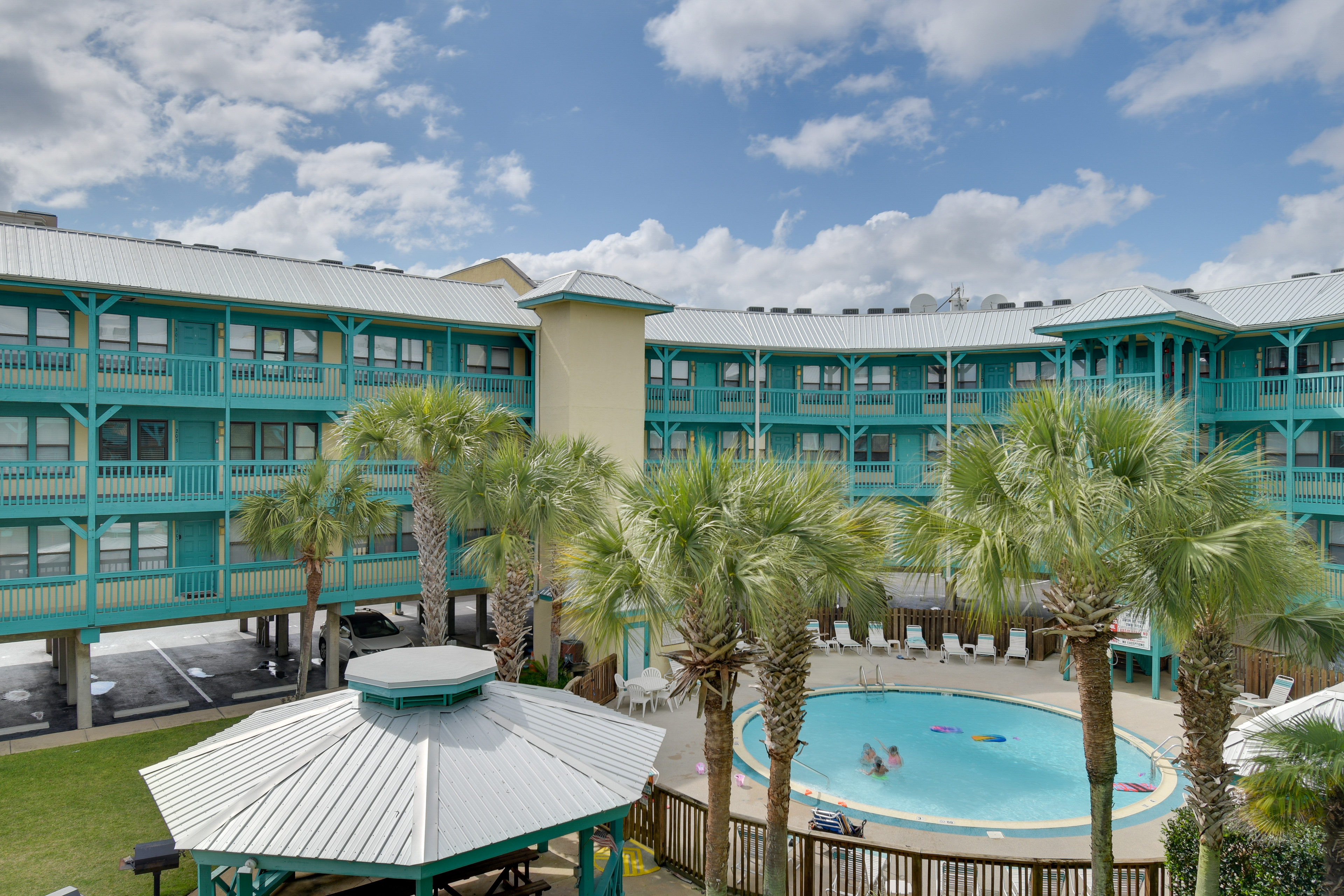 Property Image 2 - Vibrant Gulf Shores Getaway w/ Pool & Beach Access
