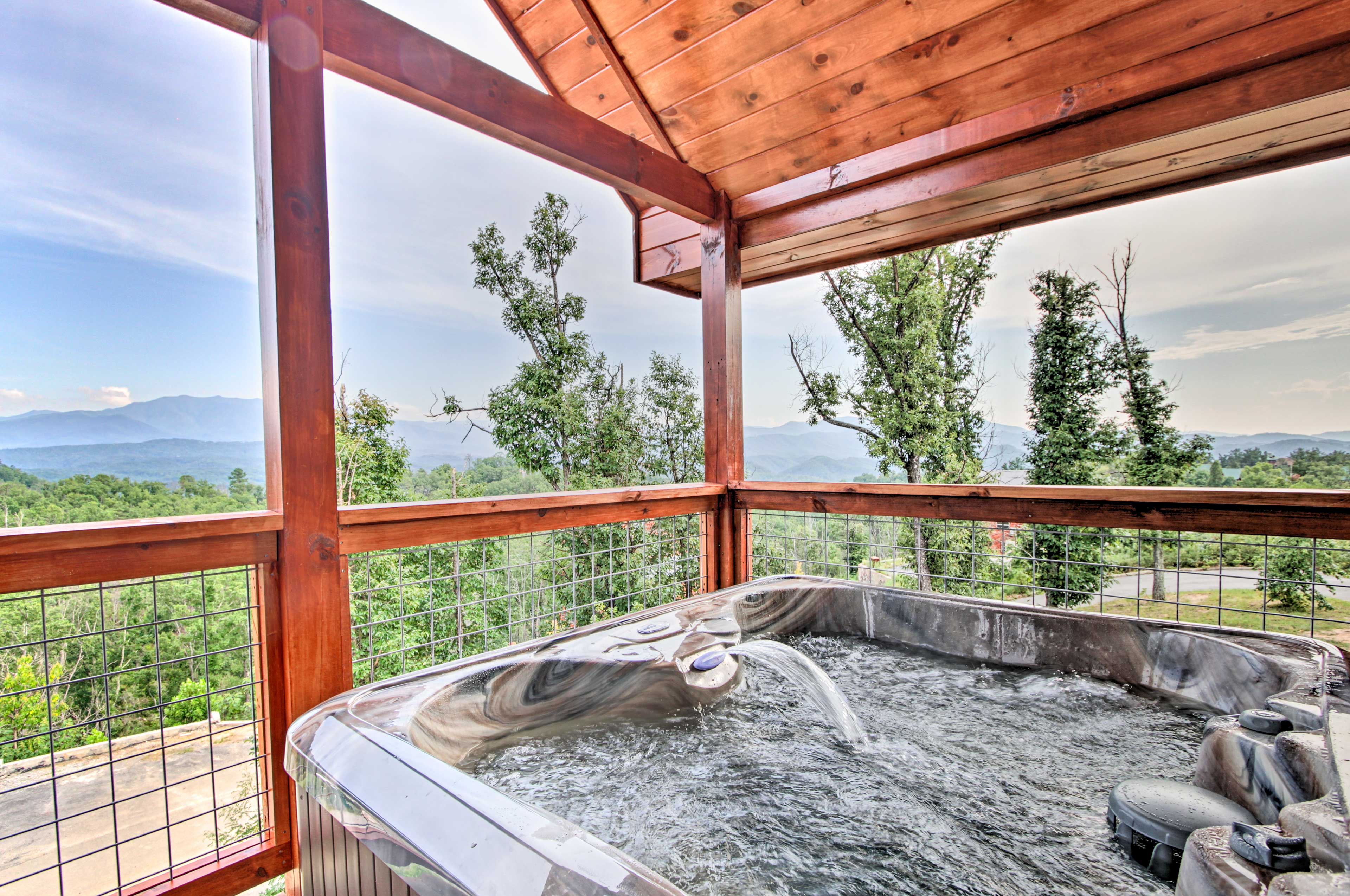 Property Image 1 - Sevierville Cabin: Hot Tub, Views & Near Dollywood