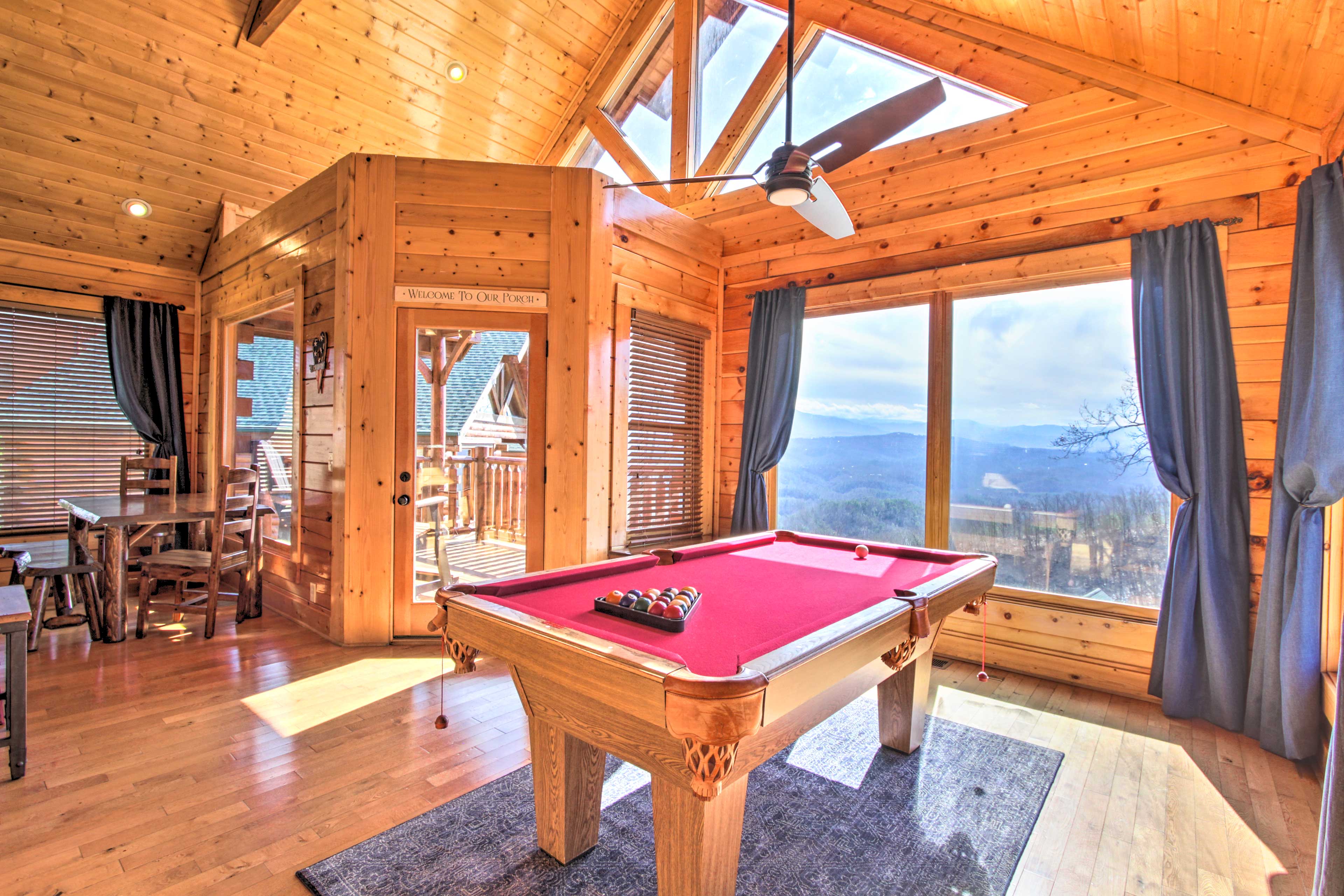 Property Image 2 - Pigeon Forge Mountain Cabin: Hot Tub & Resort Pool