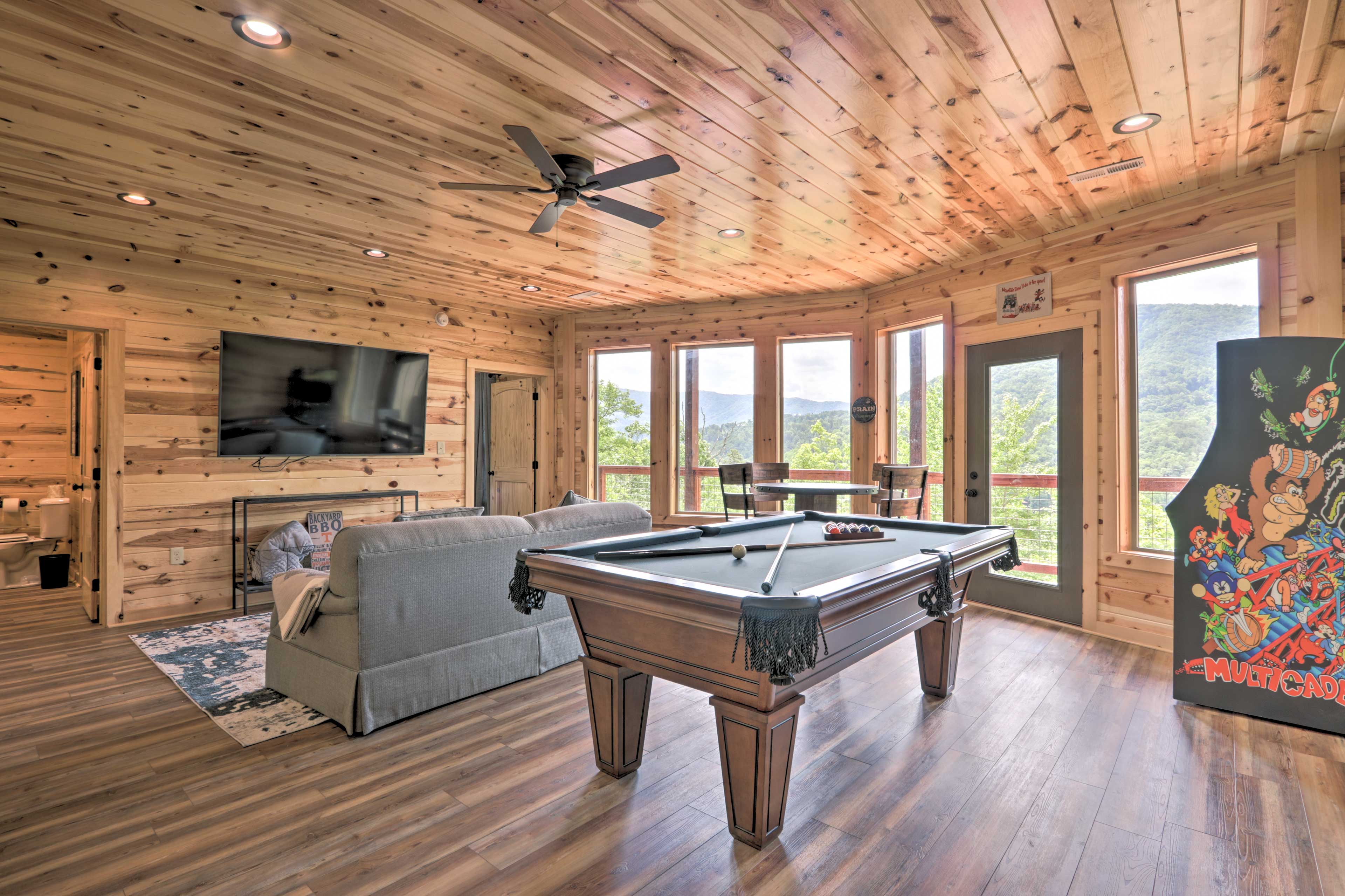 Property Image 2 - ‘Mountain Dew’ Cabin w/ Hot Tub & Mtn Views!
