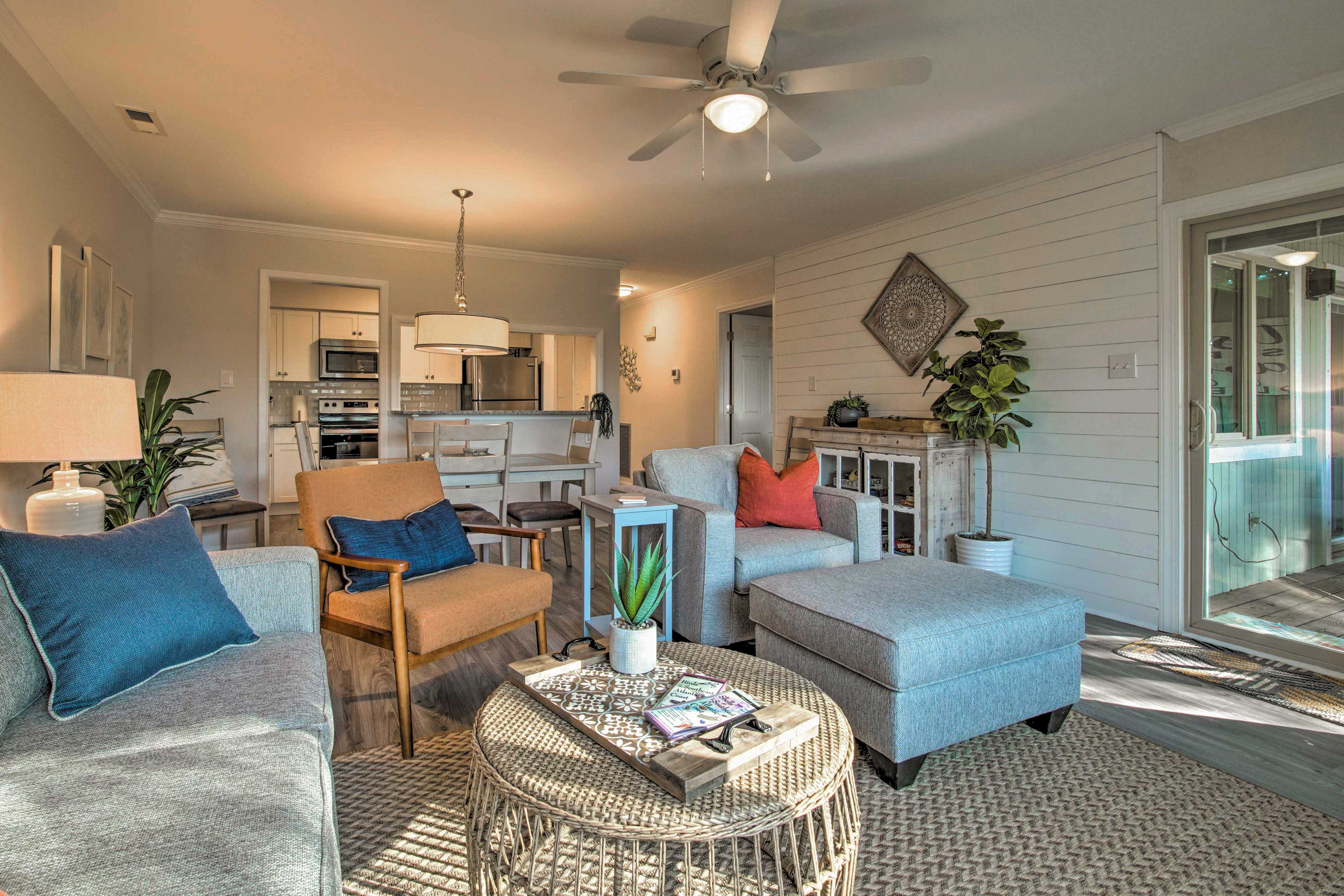 Property Image 2 - ’Sound of the Sea’ Oak Island Condo w/ Pools!