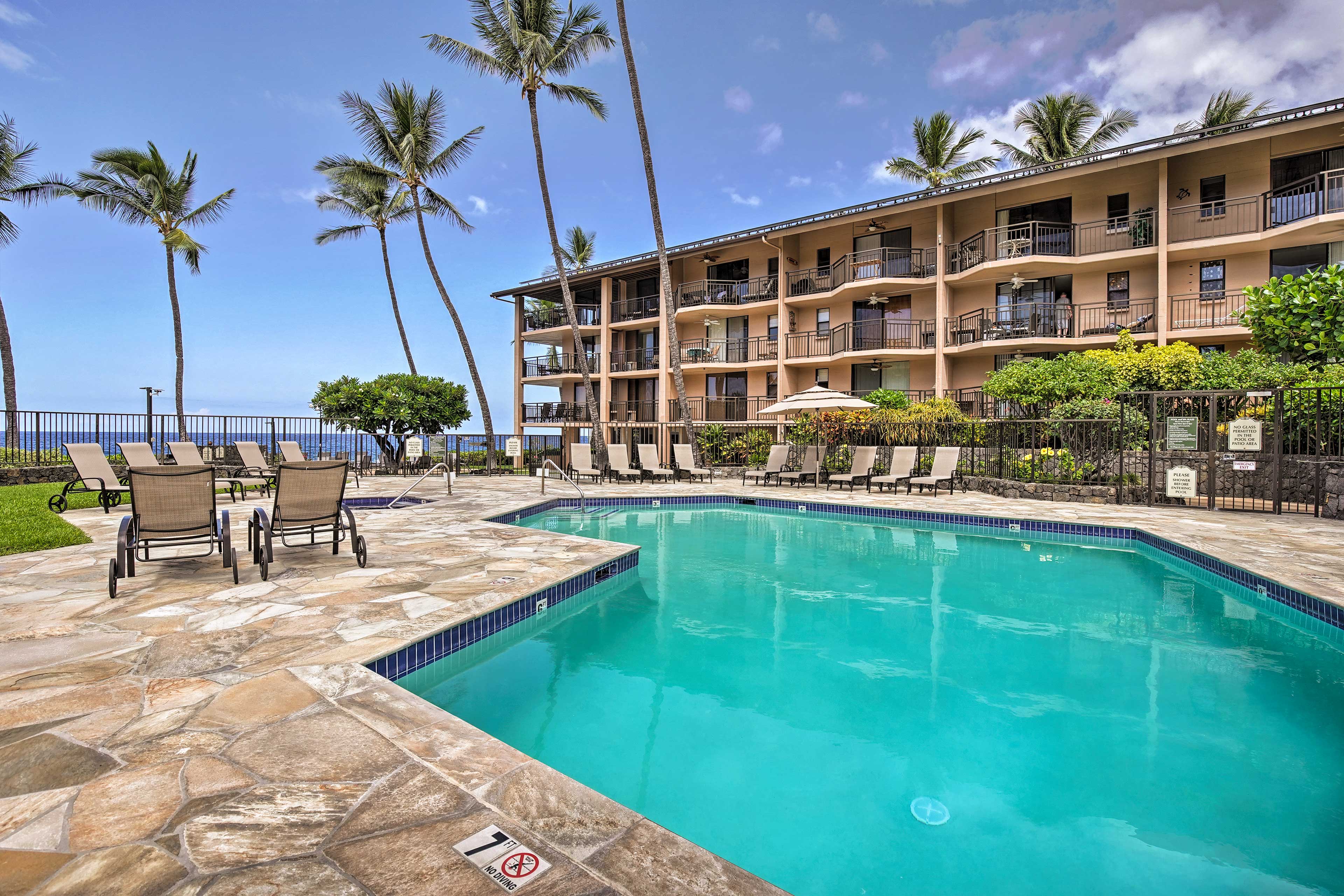 Property Image 2 - Kailua-Kona Condo w/ 2 Private Lanais!