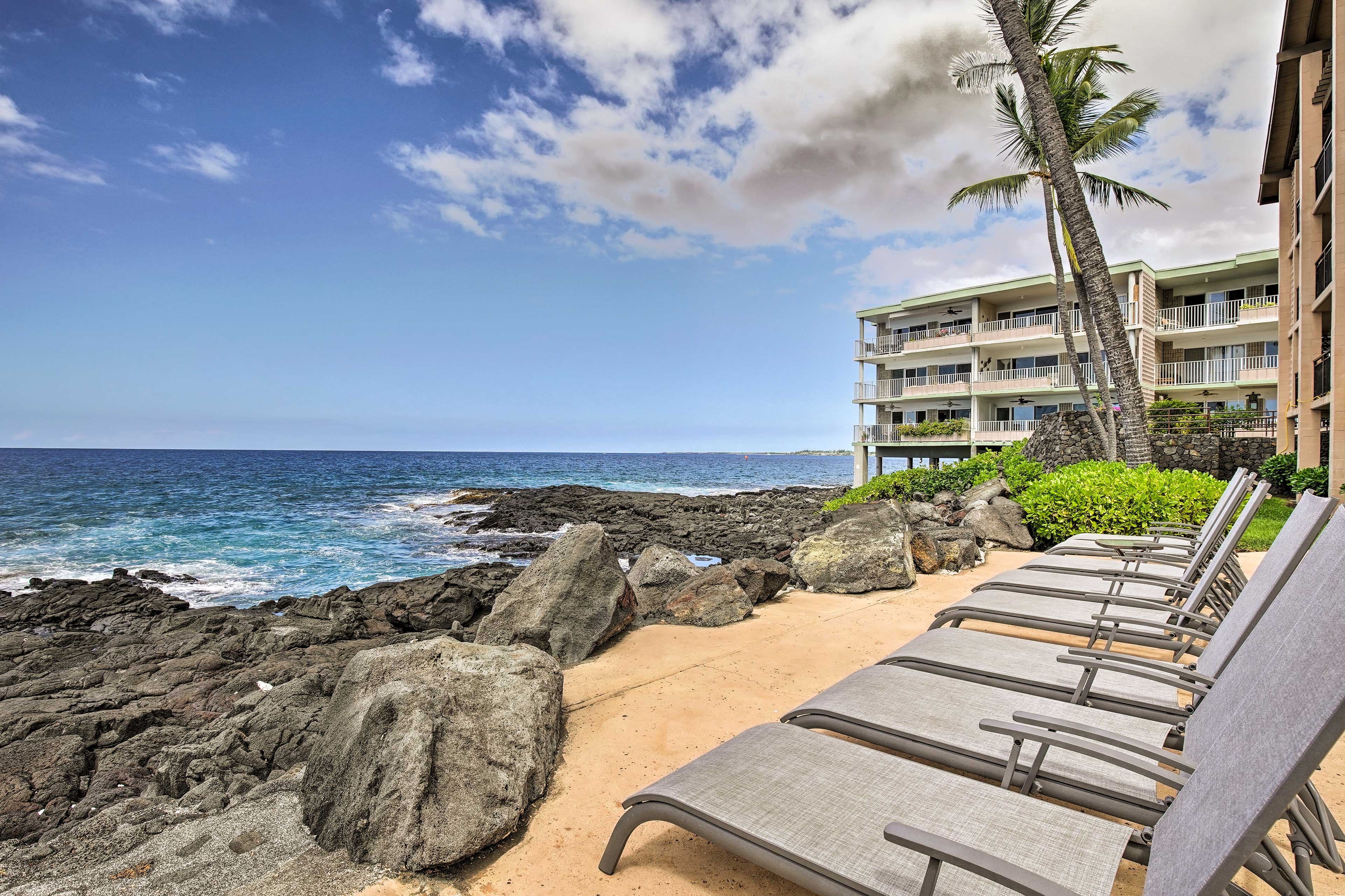 Property Image 1 - Kailua-Kona Condo w/ 2 Private Lanais!