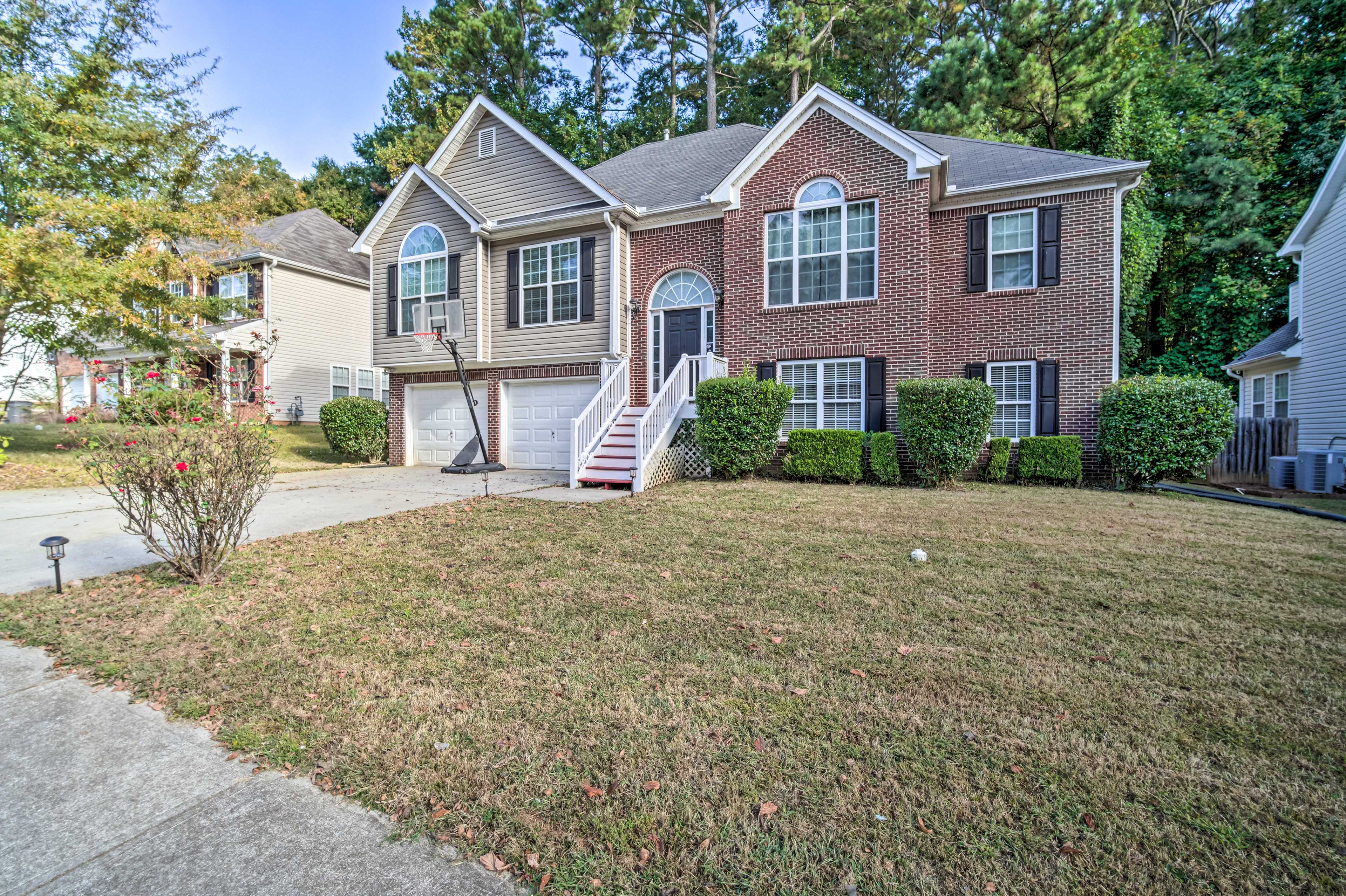 Property Image 1 - Spacious Acworth Home w/ Deck ~ 1 Mi to Lake