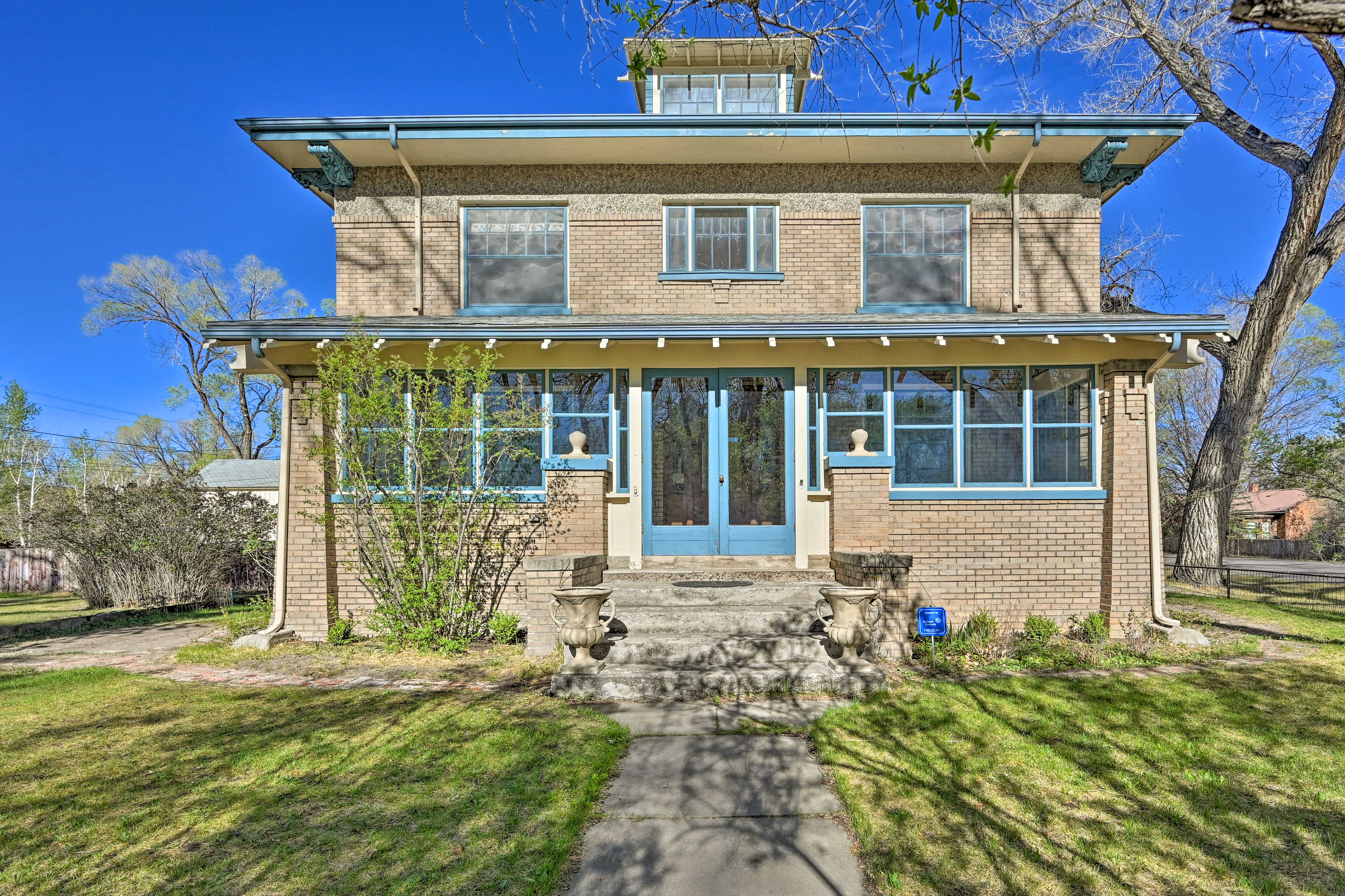 Property Image 1 - Spacious ’Old Saguache Manor’ - Built in 1914