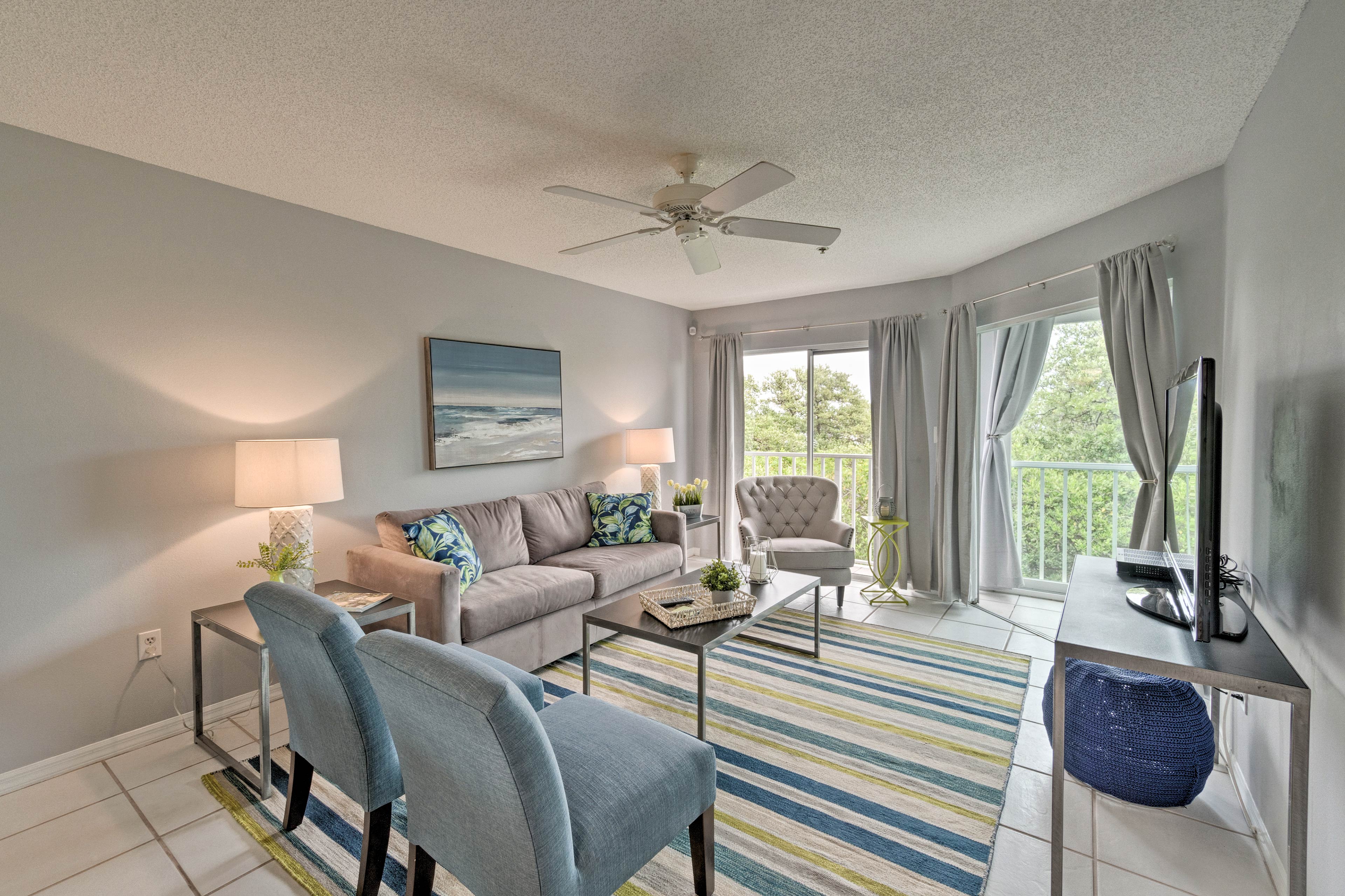 Property Image 1 - Condo w/ Pool & Gulf Access on Anna Maria Island!