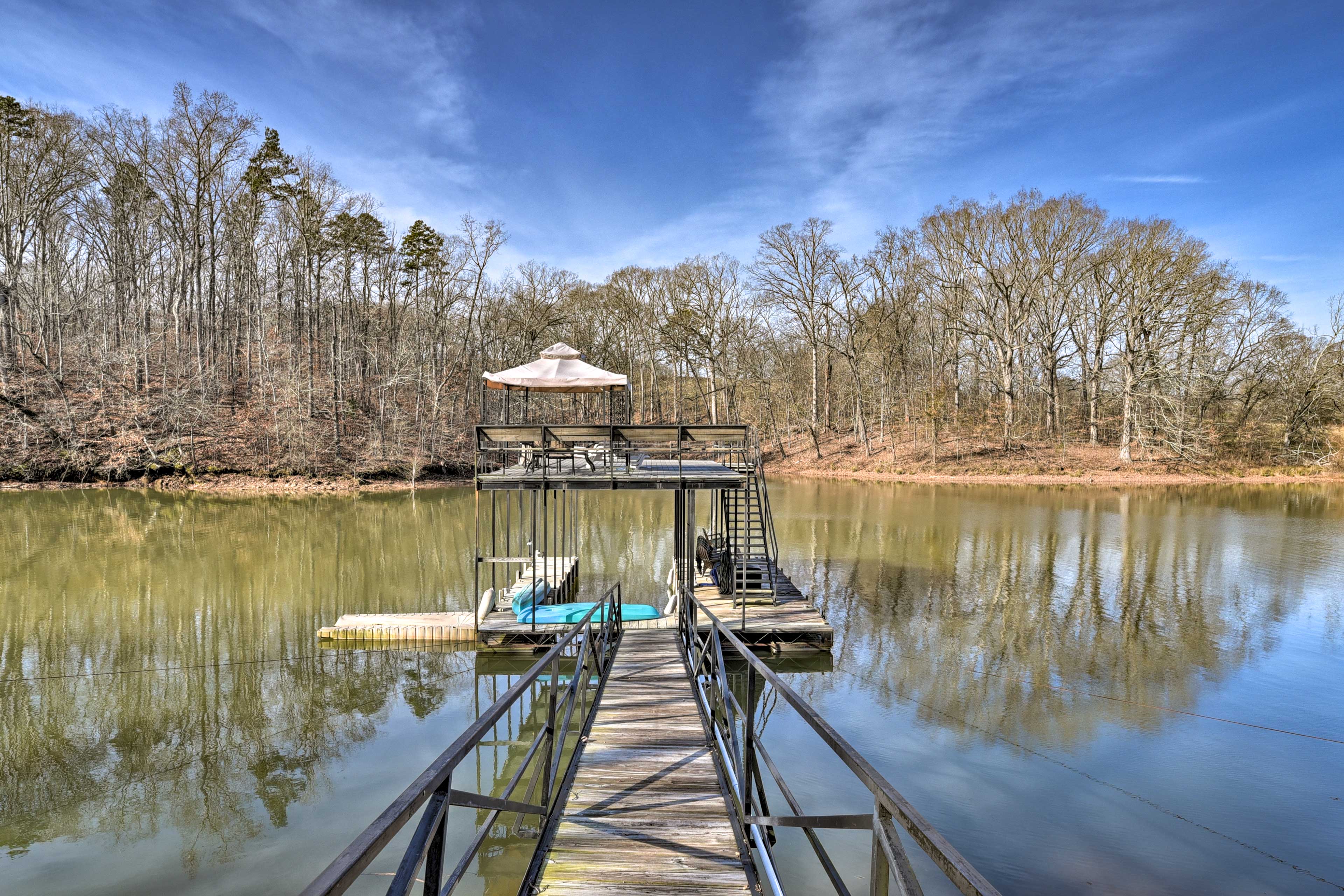 Property Image 2 - Large Lavonia Home w/ Party Dock on Lake Hartwell!