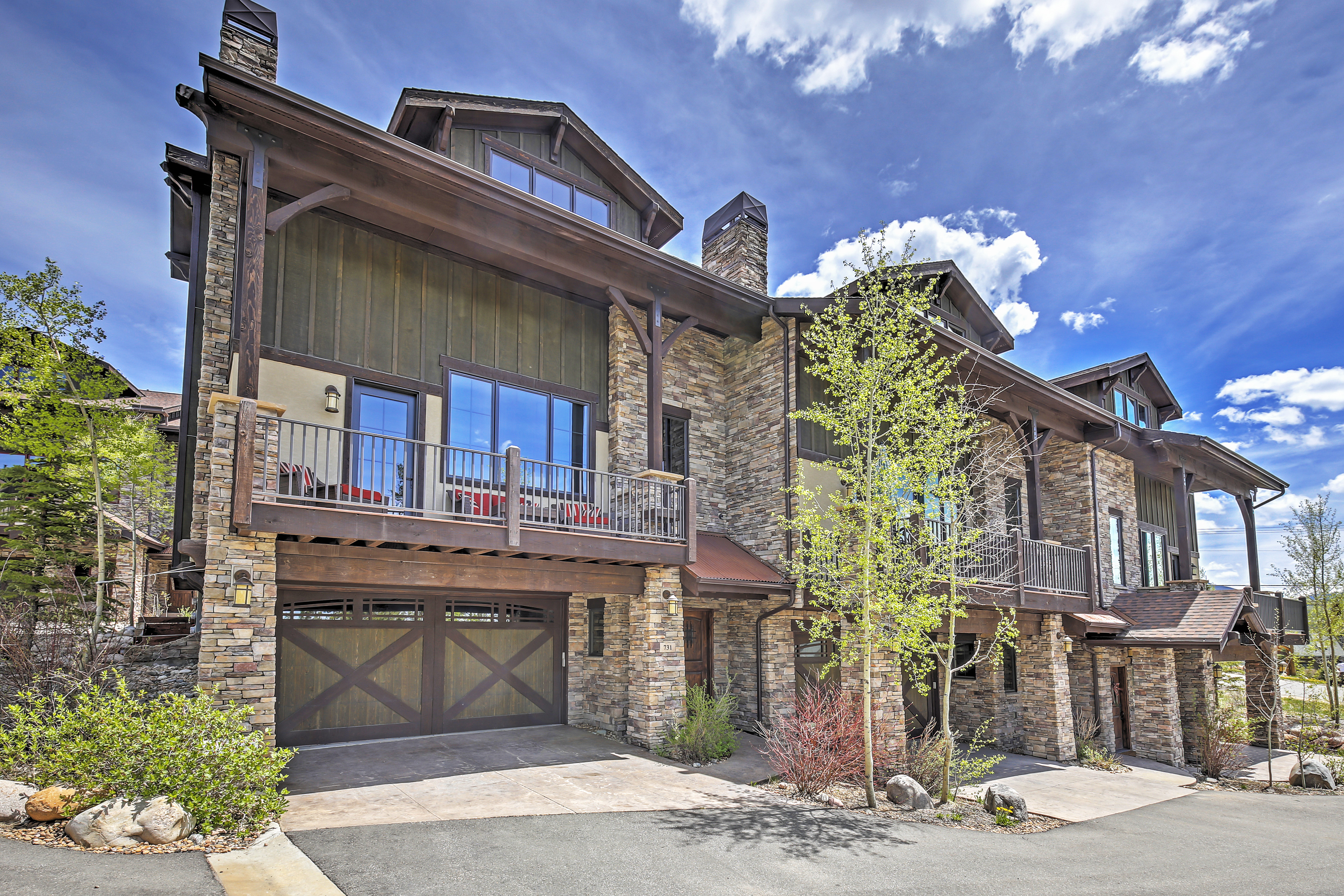 Property Image 2 - Lavish Fraser Townhome with Deck & Mountain Views!