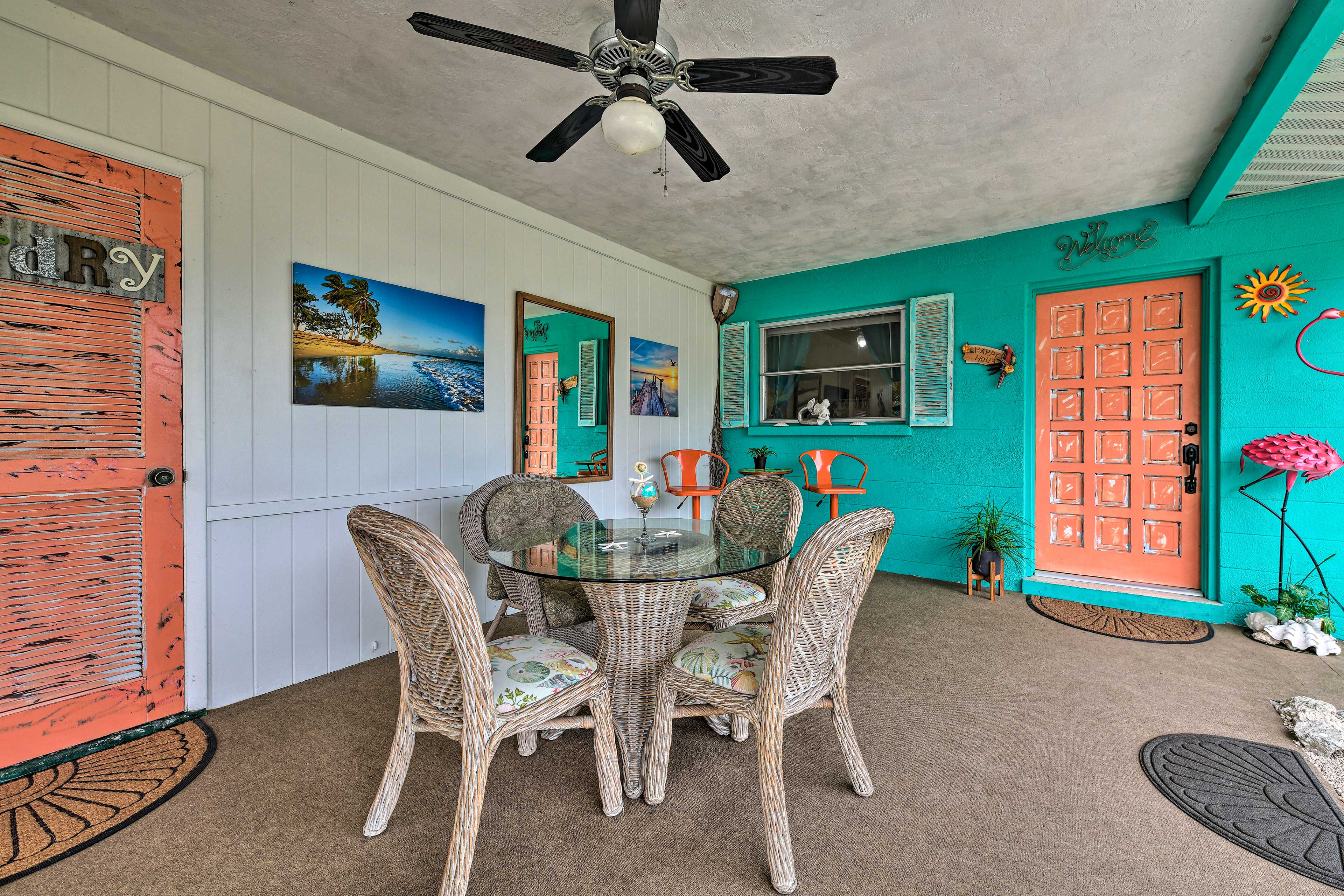 Property Image 2 - Pet-Friendly Bradenton Home ~ 3 Mi to Cortez Beach