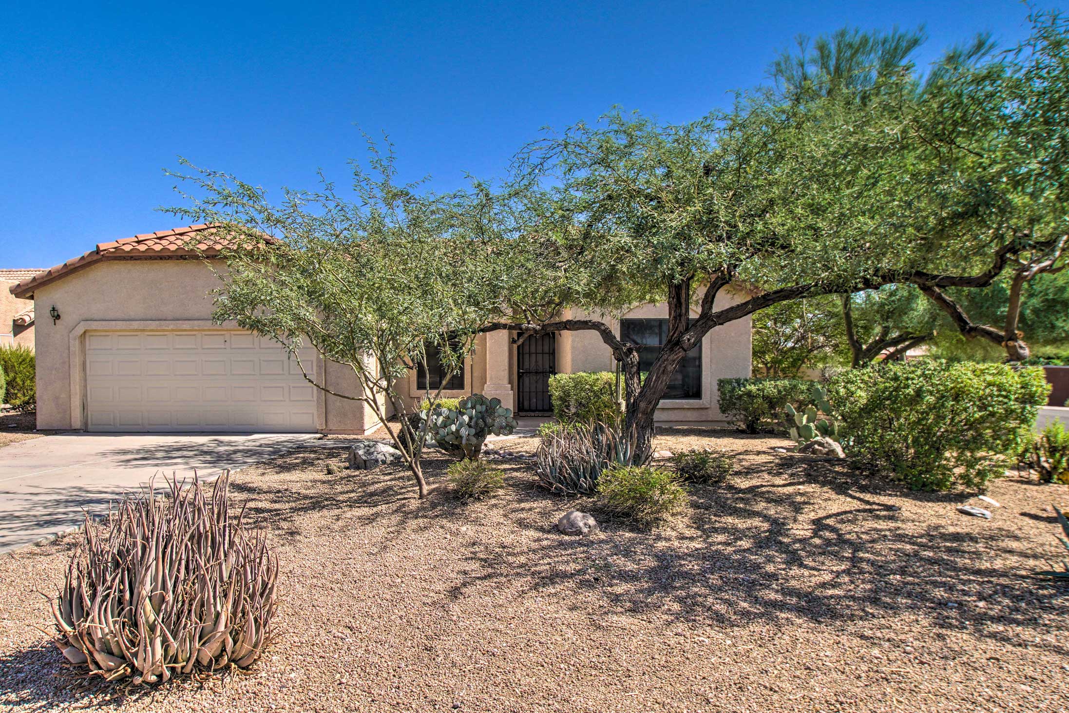 Pet-Friendly Gold Canyon Home w/ Private Pool!