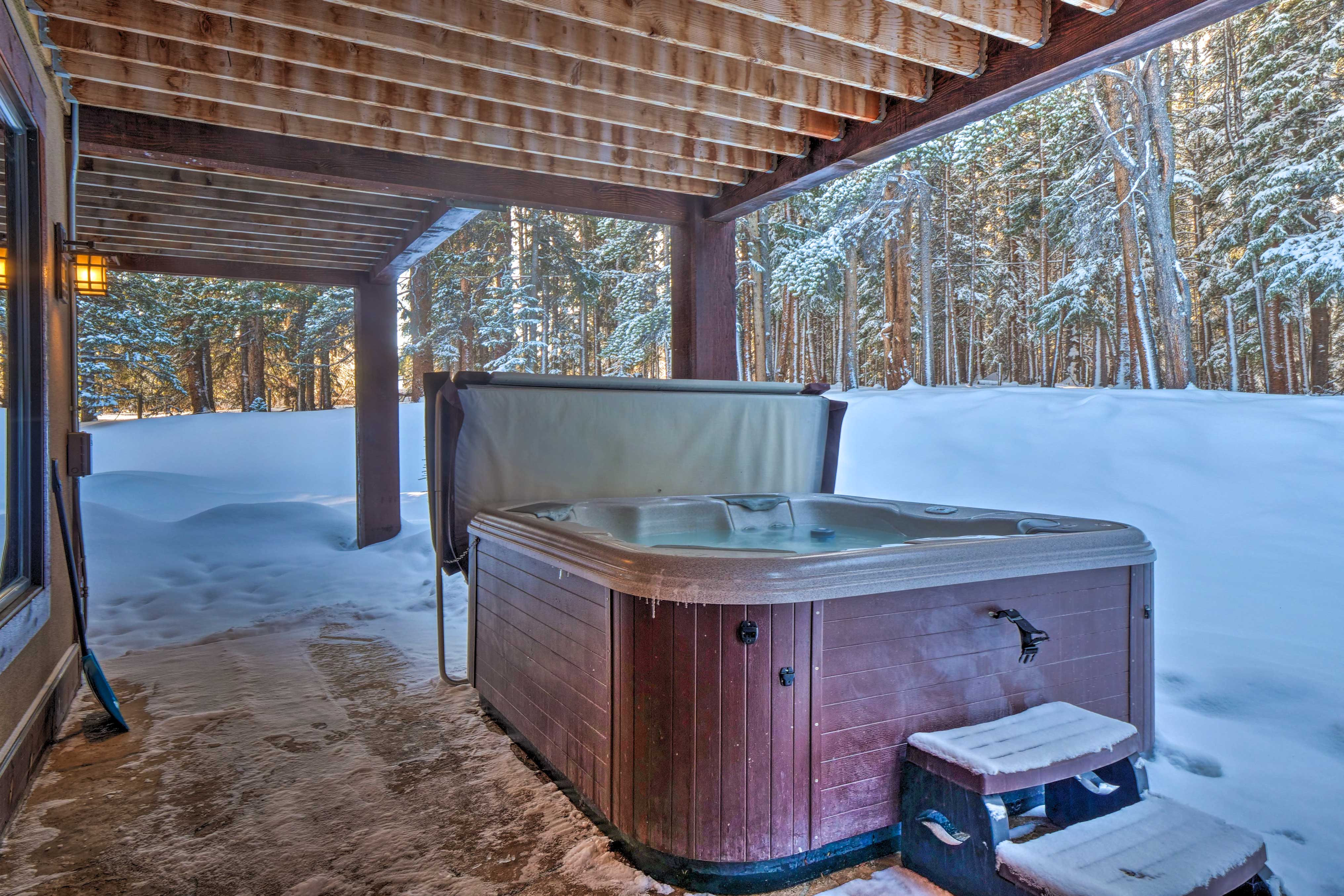 Property Image 2 - Blue River Home w/ Hot Tub, 6 Mi to Skiing!