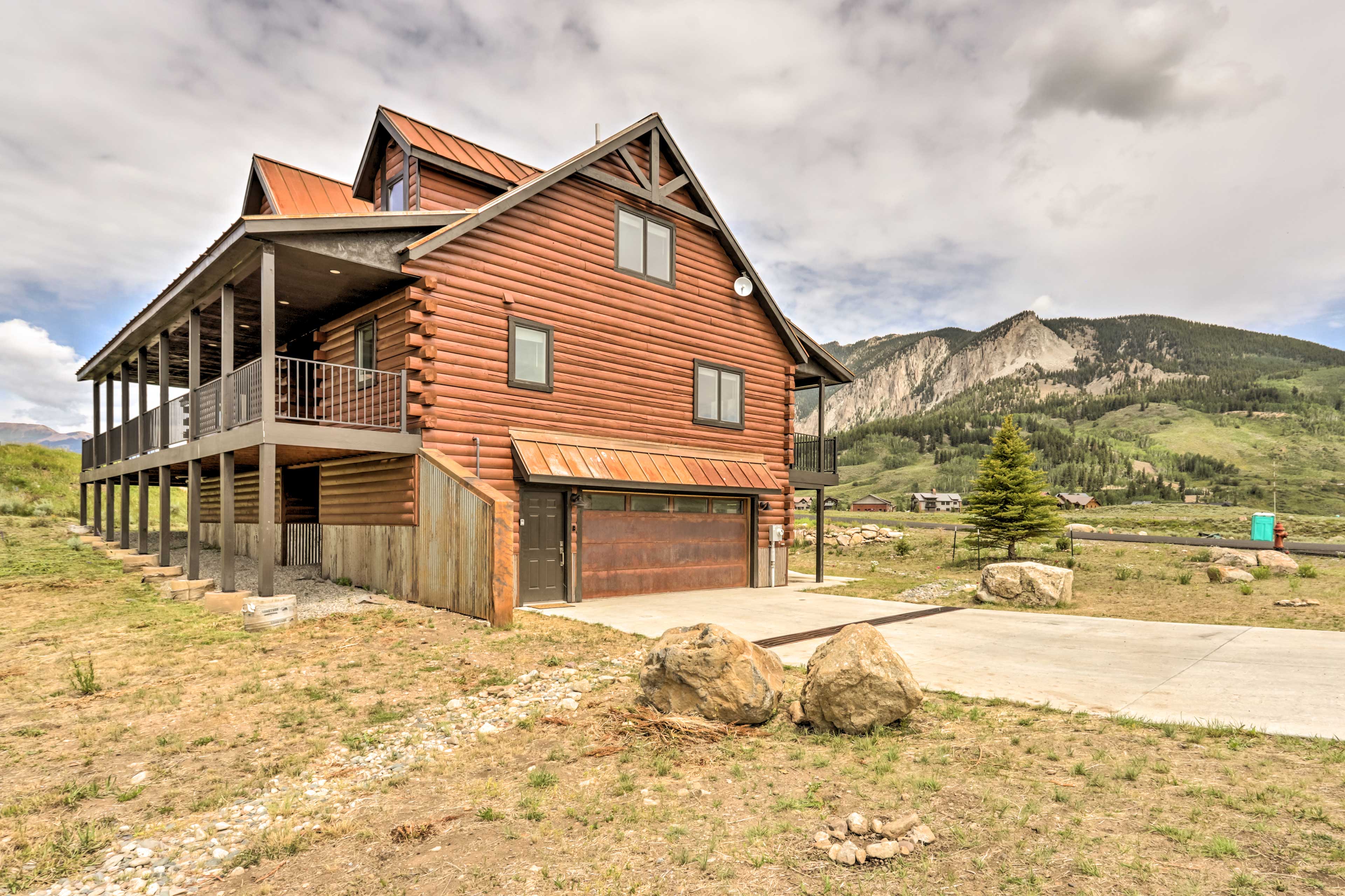 Property Image 2 - Crested Butte Getaway < 7 Mi to Ski Resort!