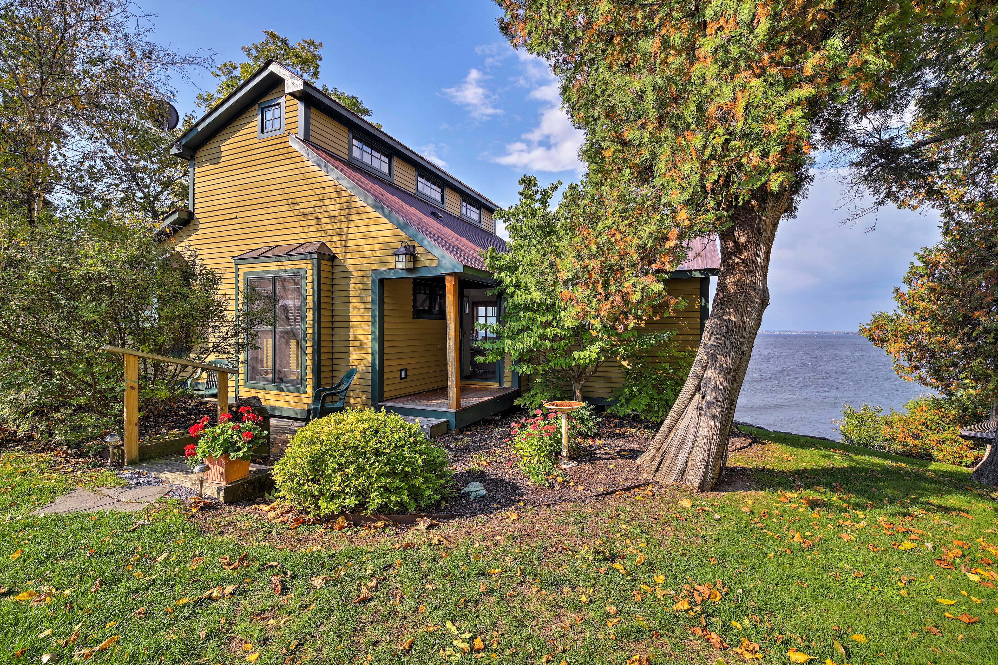 Property Image 2 - Lake Champlain Cottage w/ Private Deck & Fire Pit!