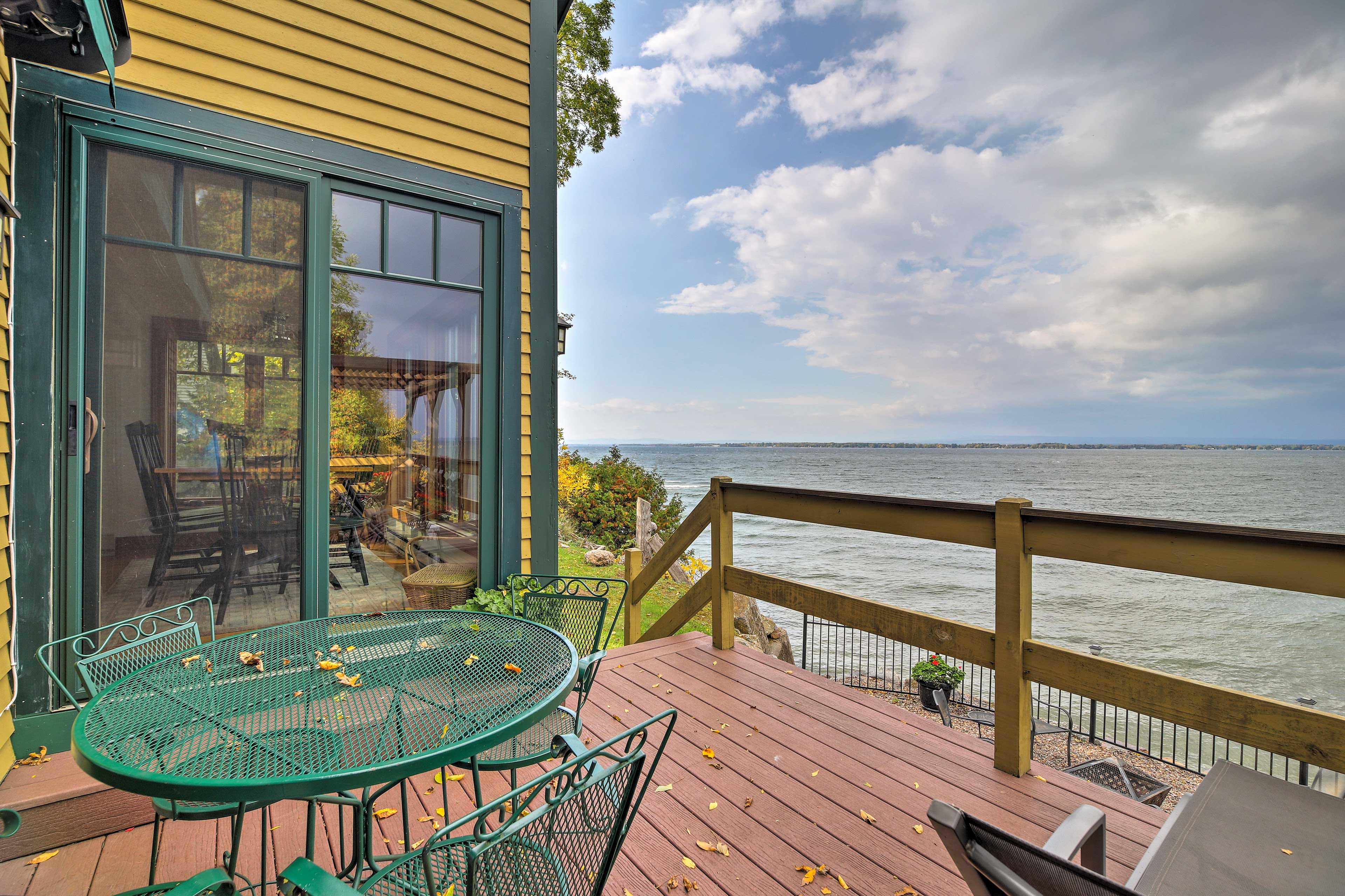 Lake Champlain Cottage w/ Private Deck & Fire Pit!