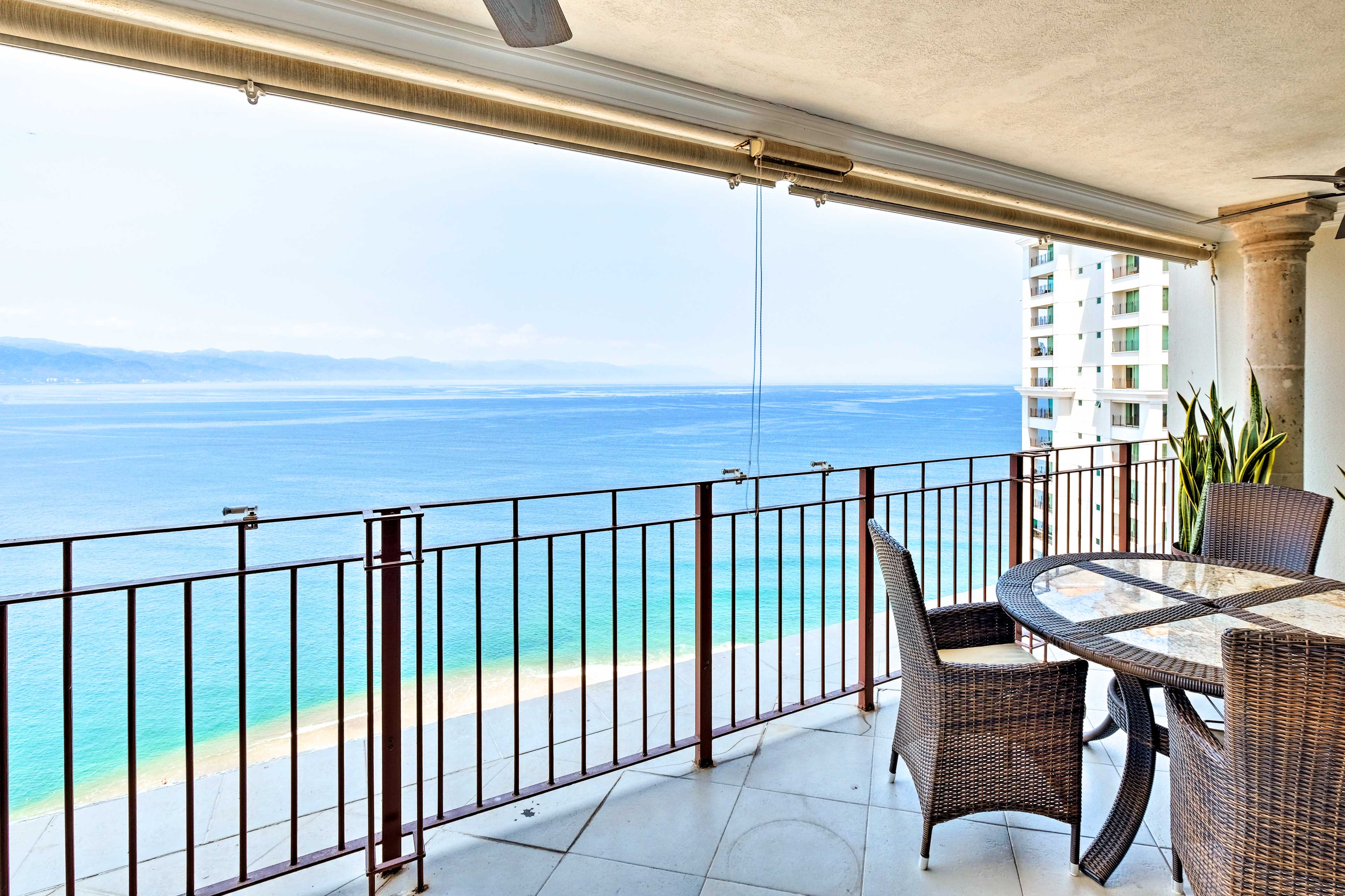 Property Image 2 - Beachfront Resort Condo w/ Wraparound Balcony!