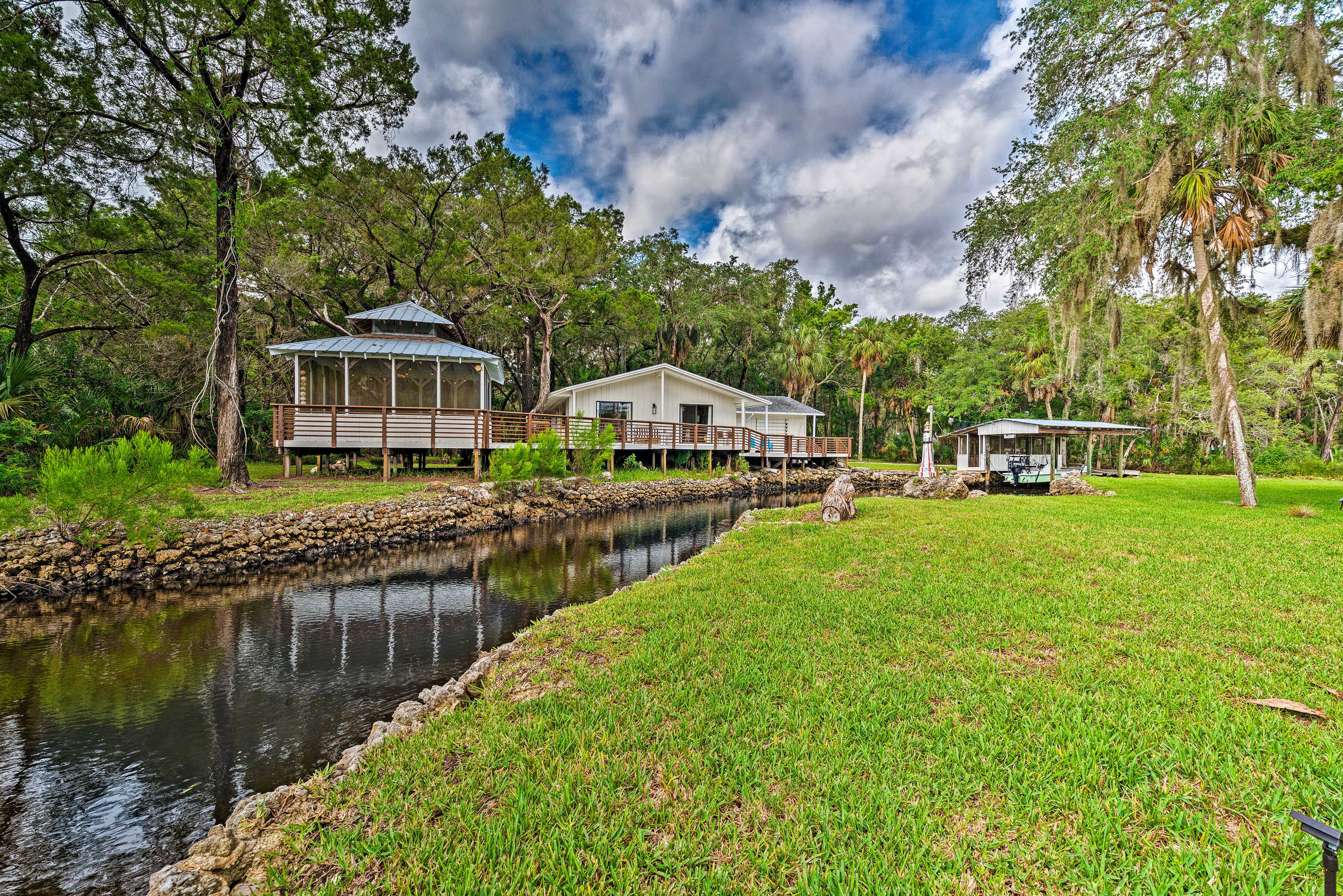 Property Image 1 - Old Homosassa Secluded Getaway with Private Island