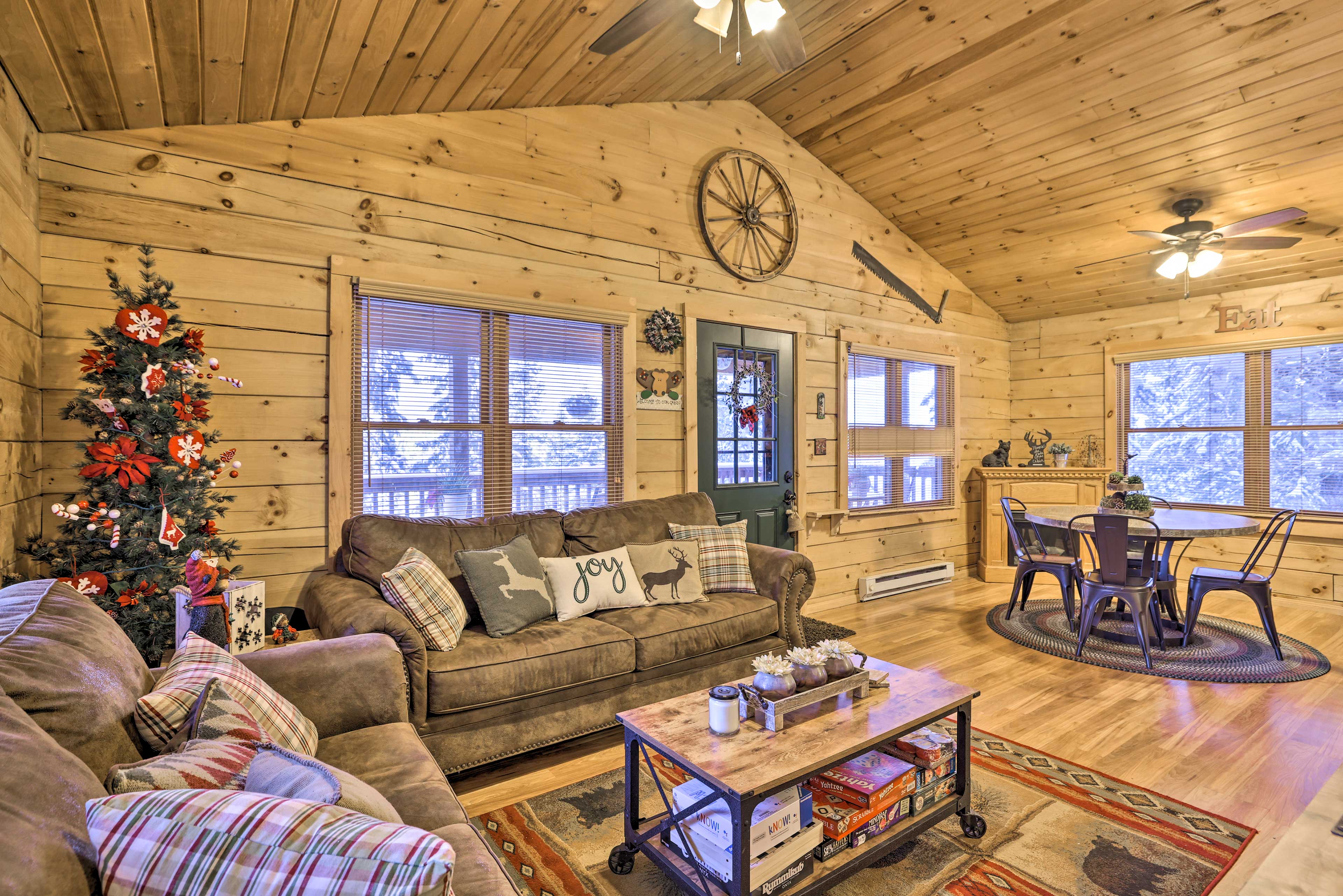 Property Image 1 - Cozy ’Nora’s Hideaway’ - Charming, Quiet Log Cabin