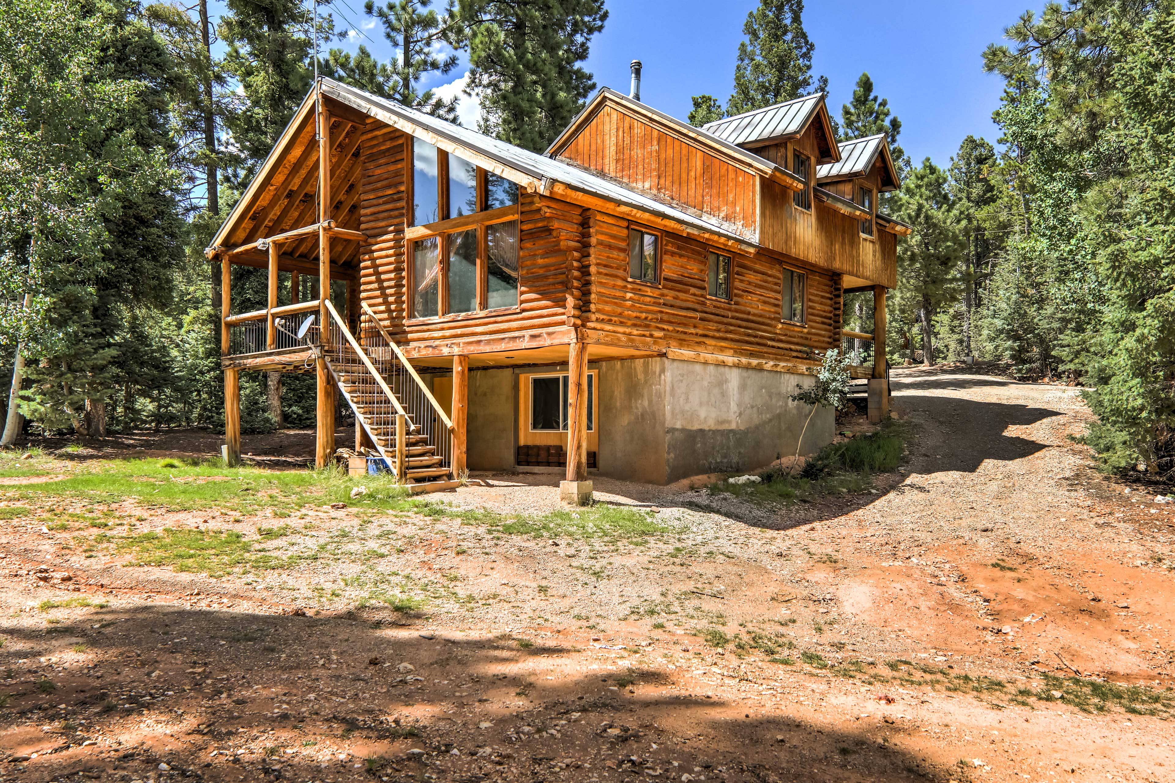 Property Image 2 - Cozy Utah Cabin w/ Deck & Fire Pit!