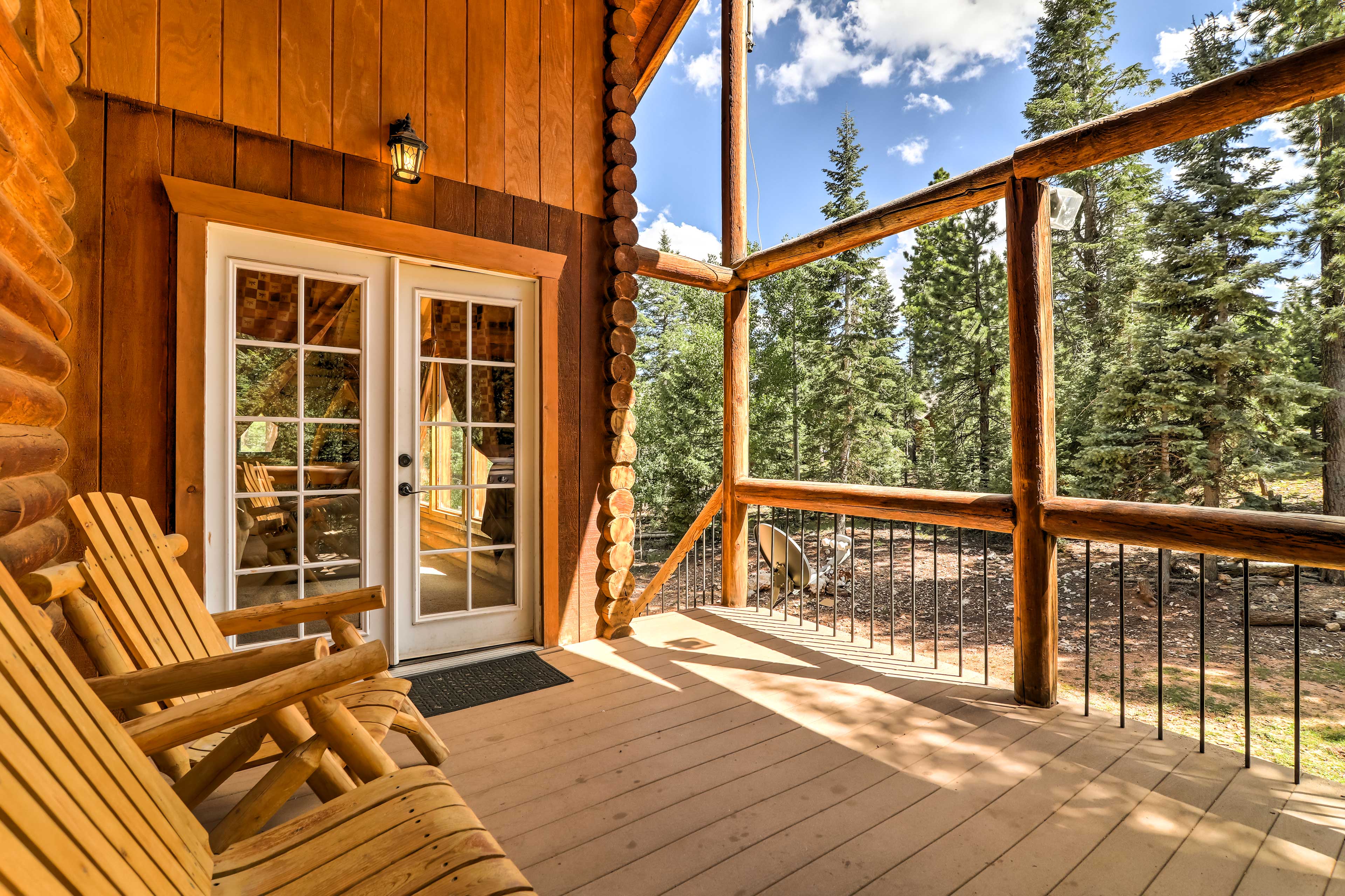 Property Image 1 - Cozy Utah Cabin w/ Deck & Fire Pit!