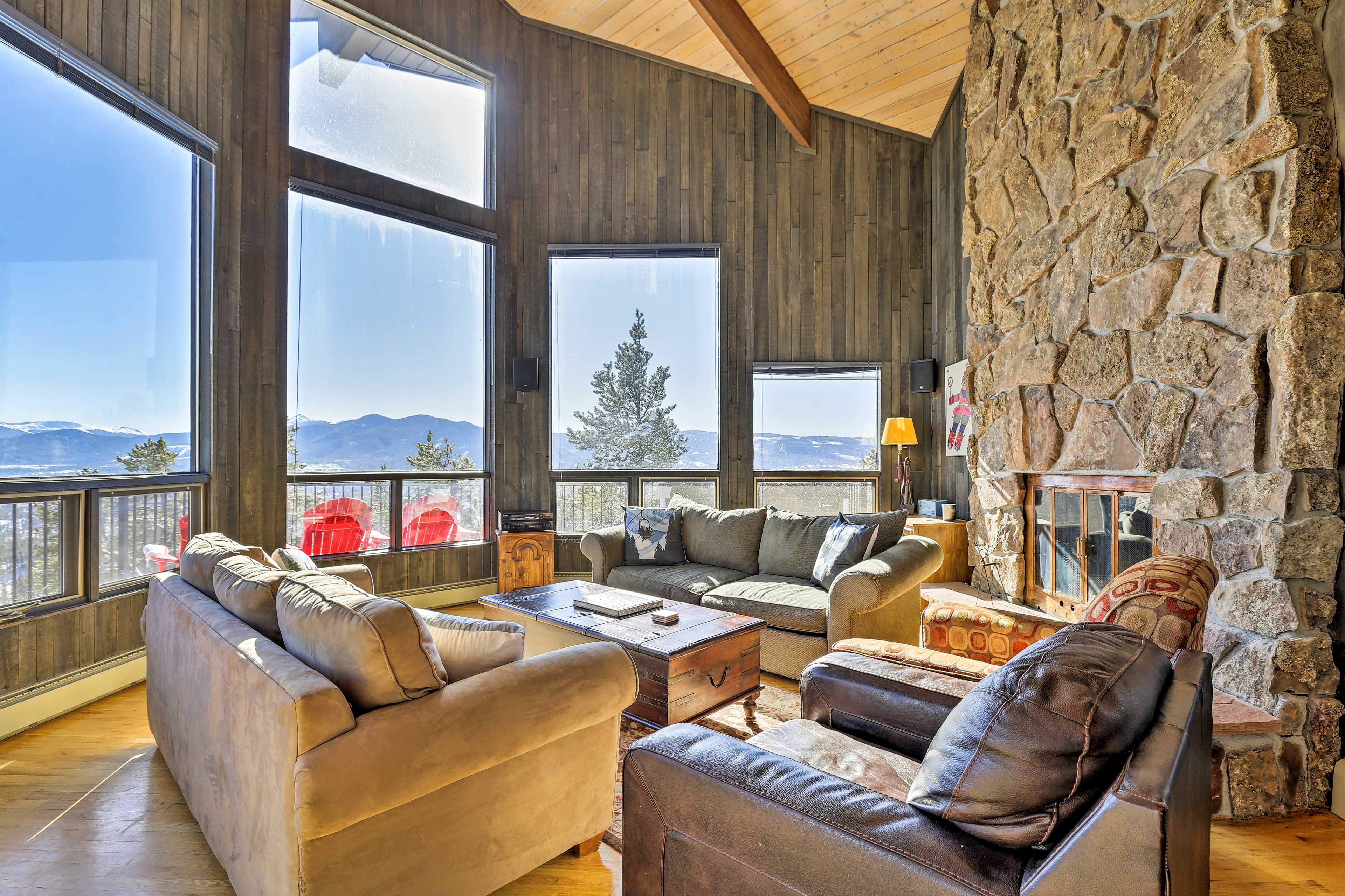 Property Image 1 - Panoramic Mountain-View Retreat w/ Hot Tub + Deck!