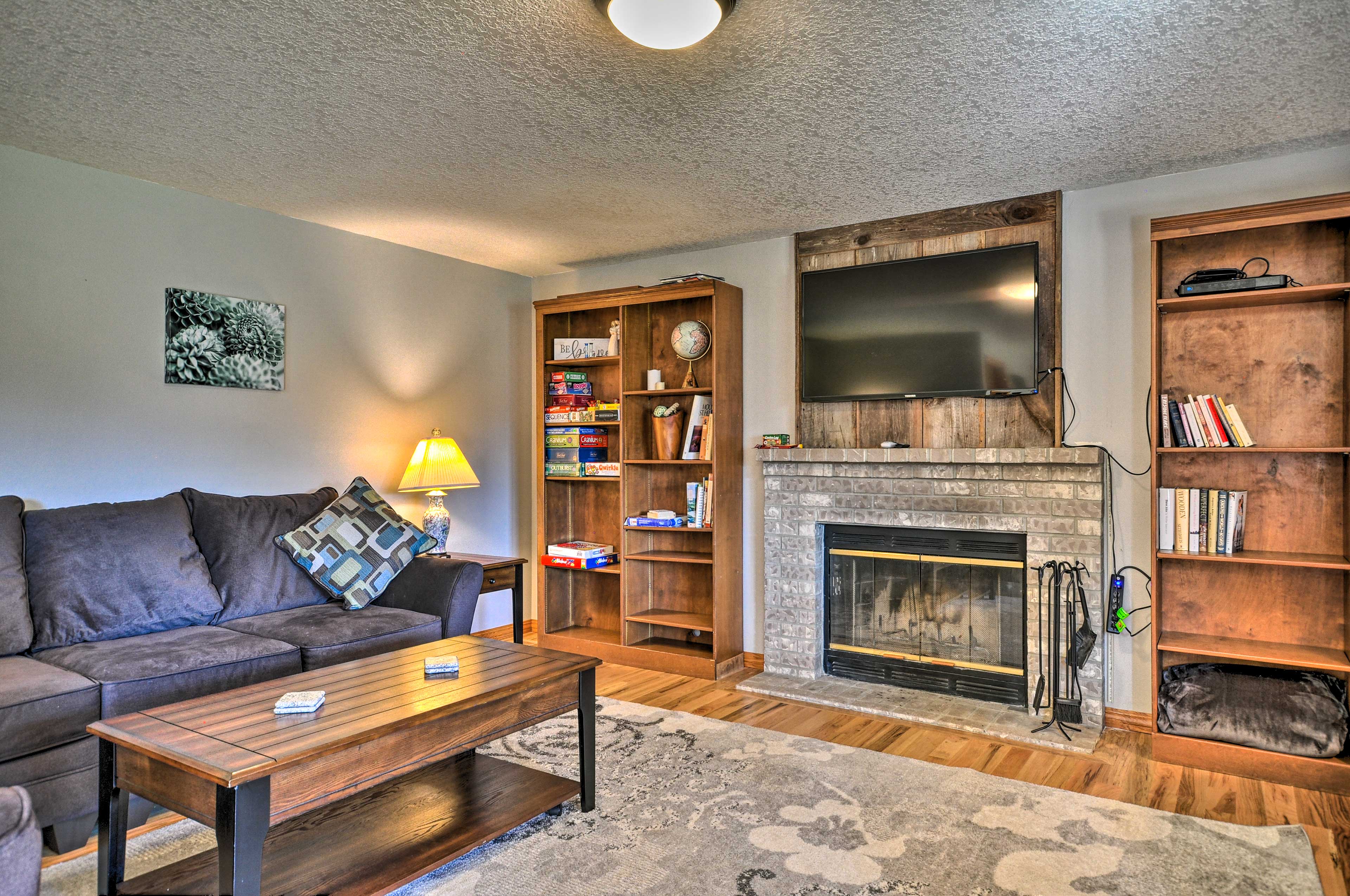 Peaceful, Pet-Friendly Washougal Paradise!