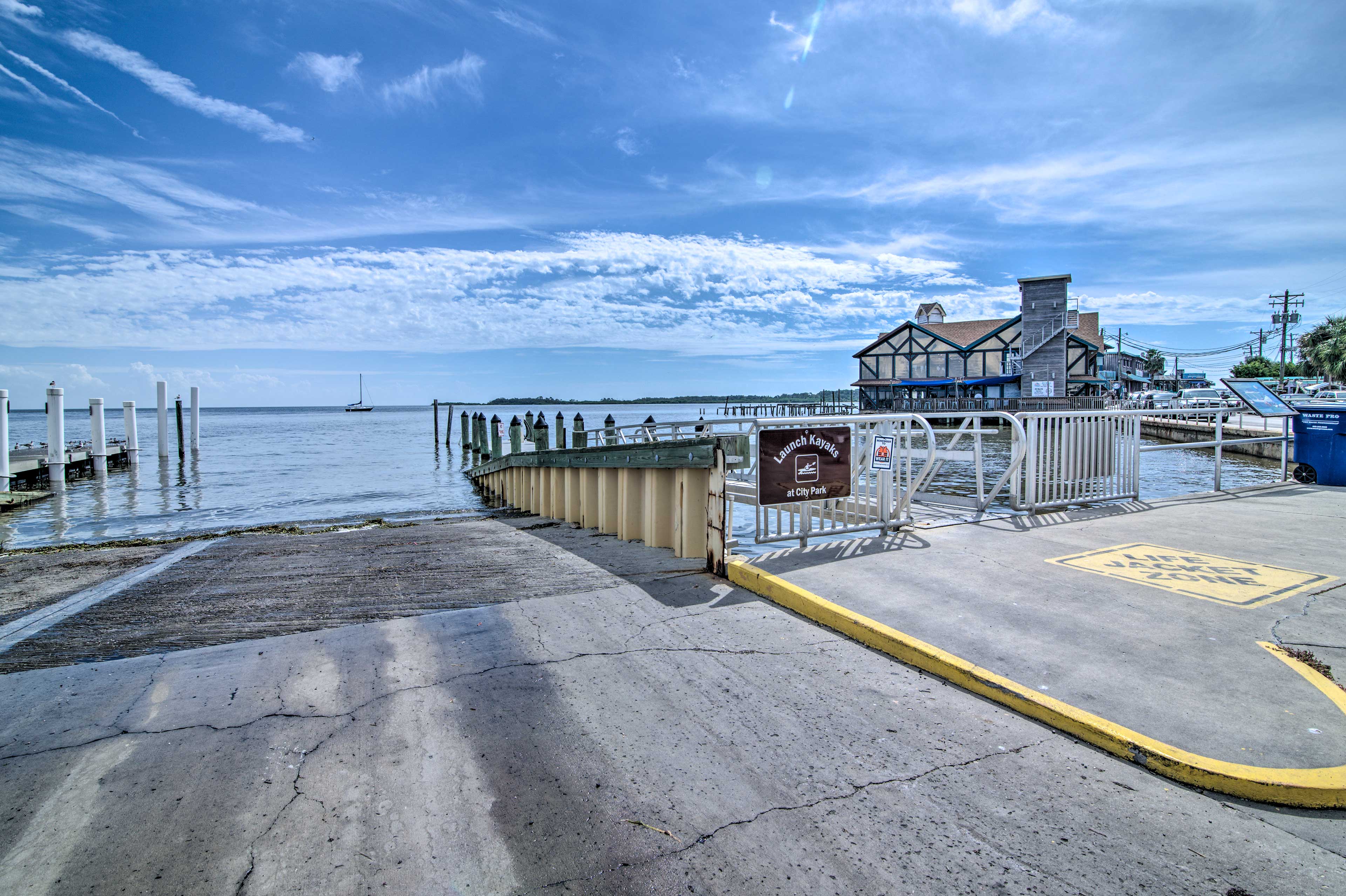 Property Image 2 - Beachfront Cedar Key Retreat w/ Pool Access!