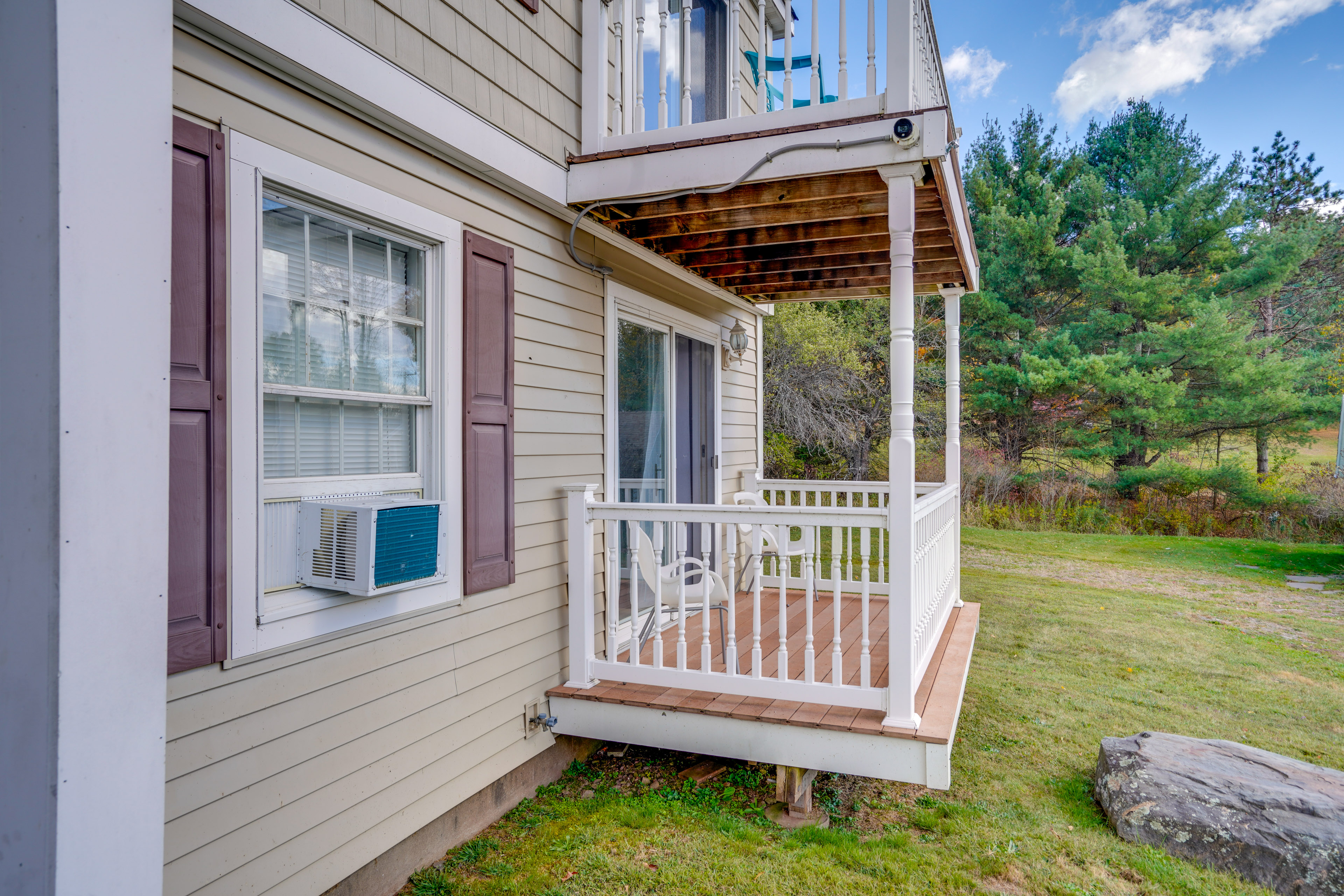 Property Image 2 - Peaceful Catskills Condo w/ Deck + Mountain View!