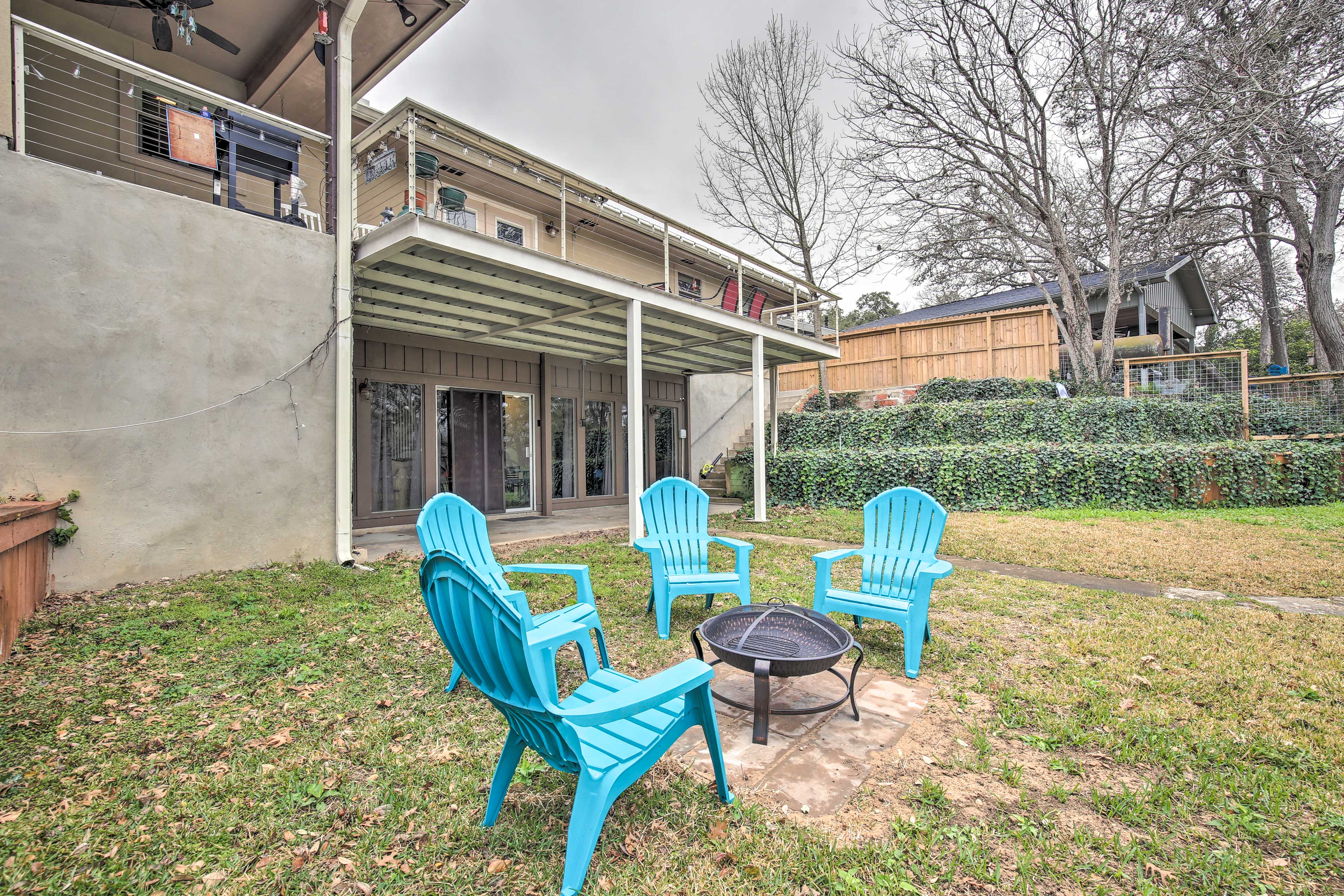 Property Image 2 - Pet-Friendly Seguin Retreat w/ Deck & River Views!