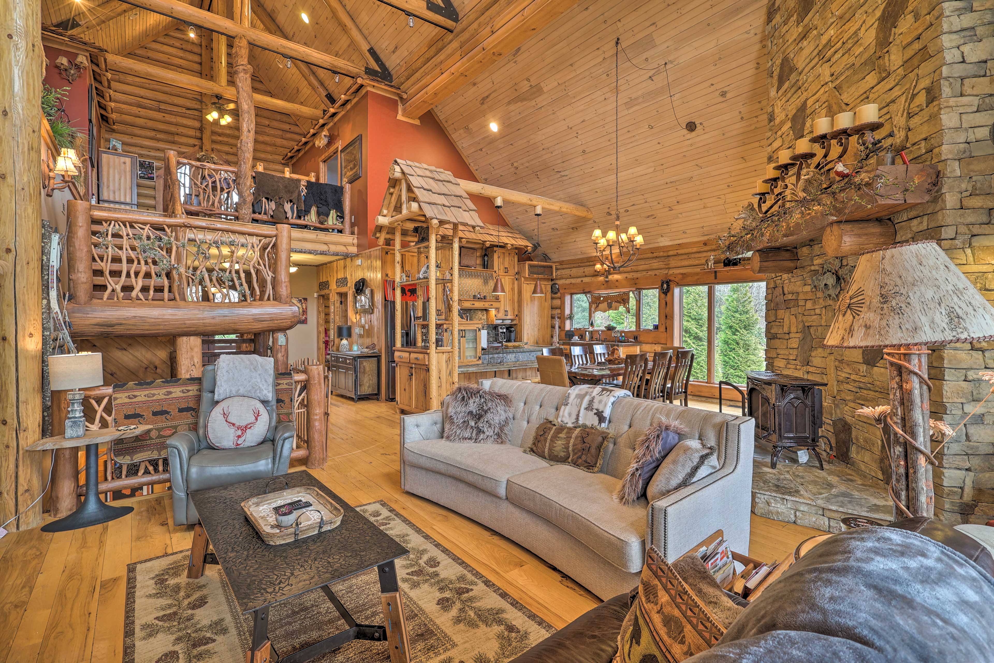 Property Image 2 - Boone Cabin w/ Deck, Hot Tub, & Mountain Views!