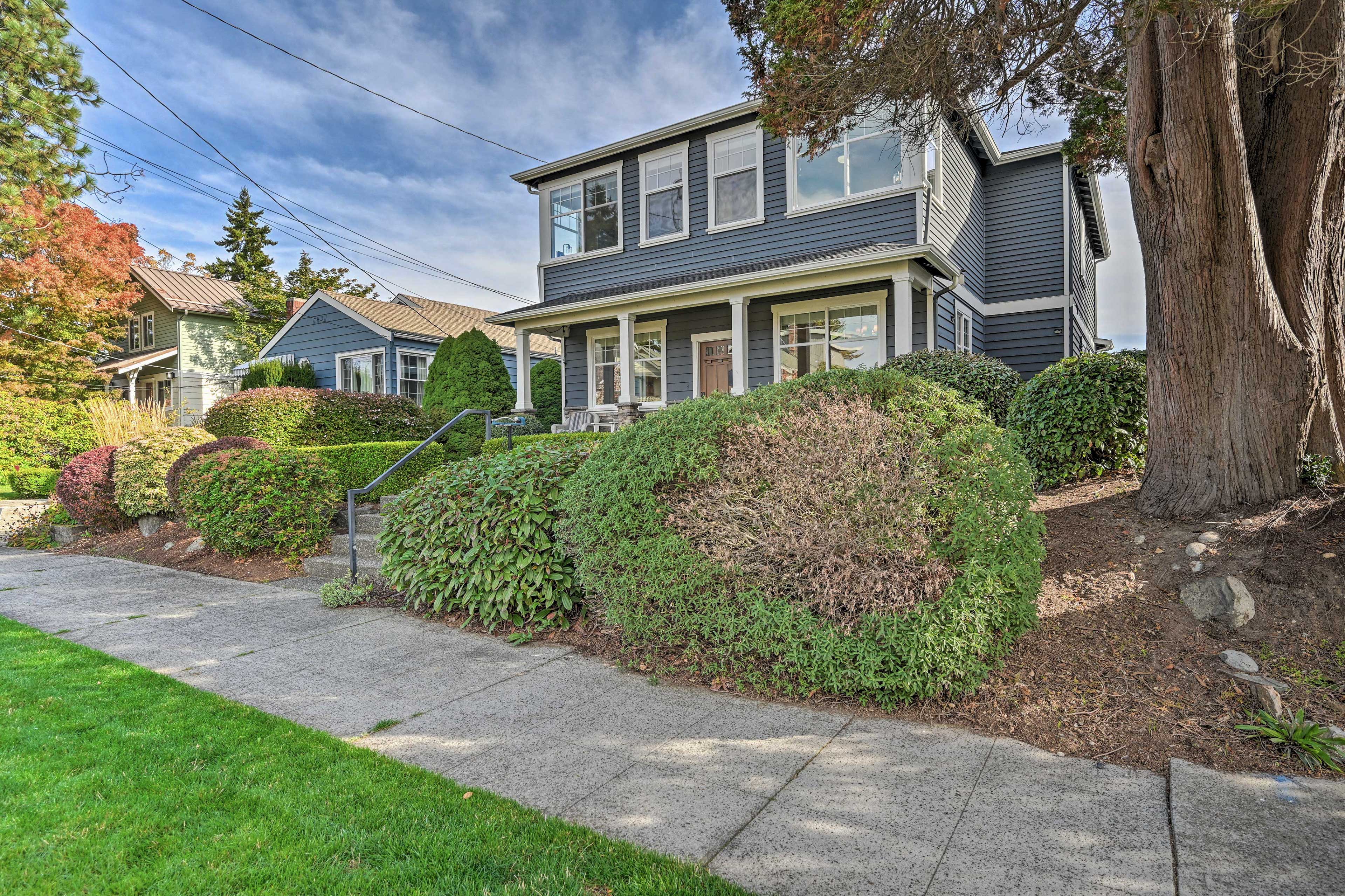 Property Image 1 - Sunny Seattle Home w/ Deck ~ 6 Mi to Downtown