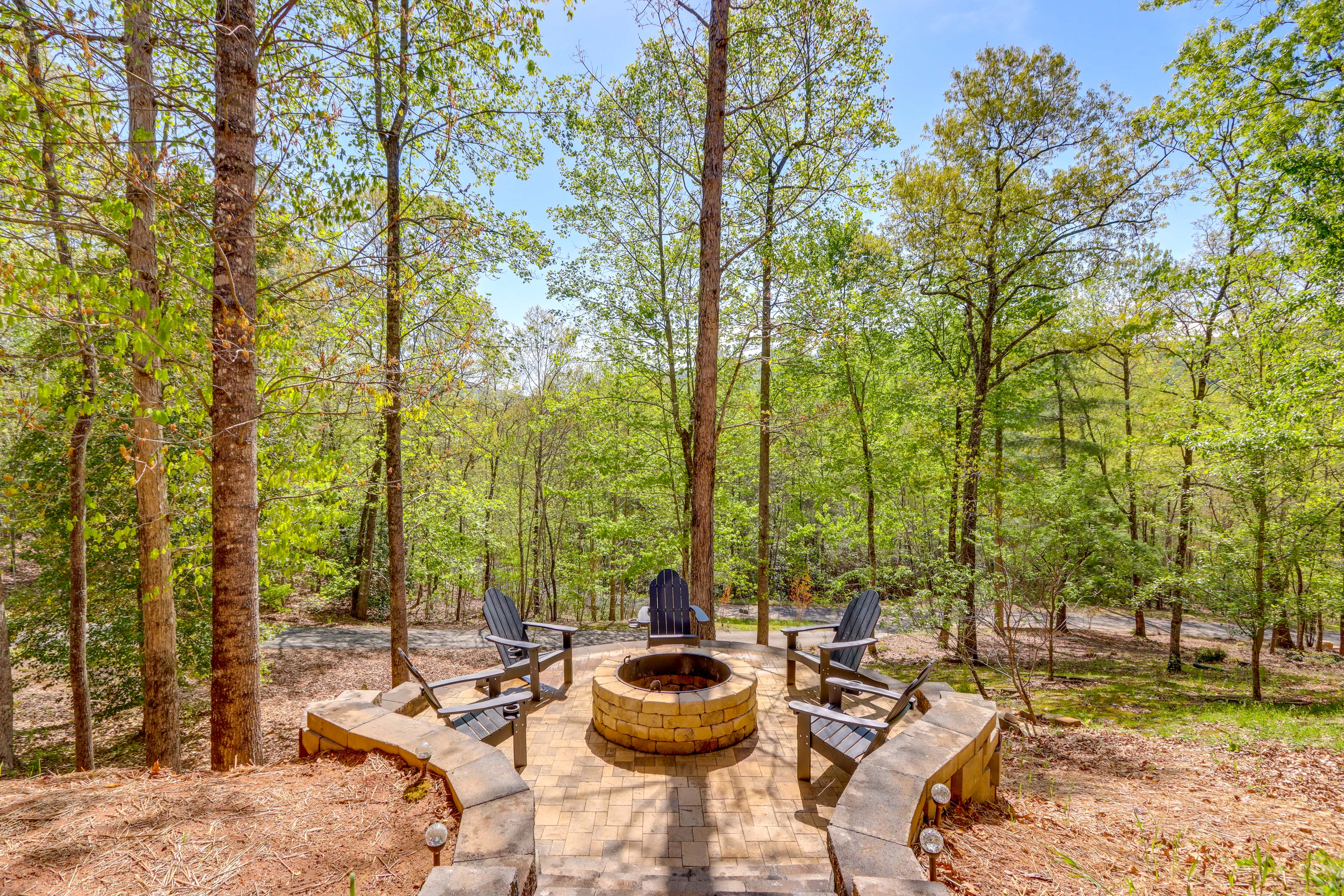 Property Image 2 - Lavish Hiawassee Cabin - Great for Families!