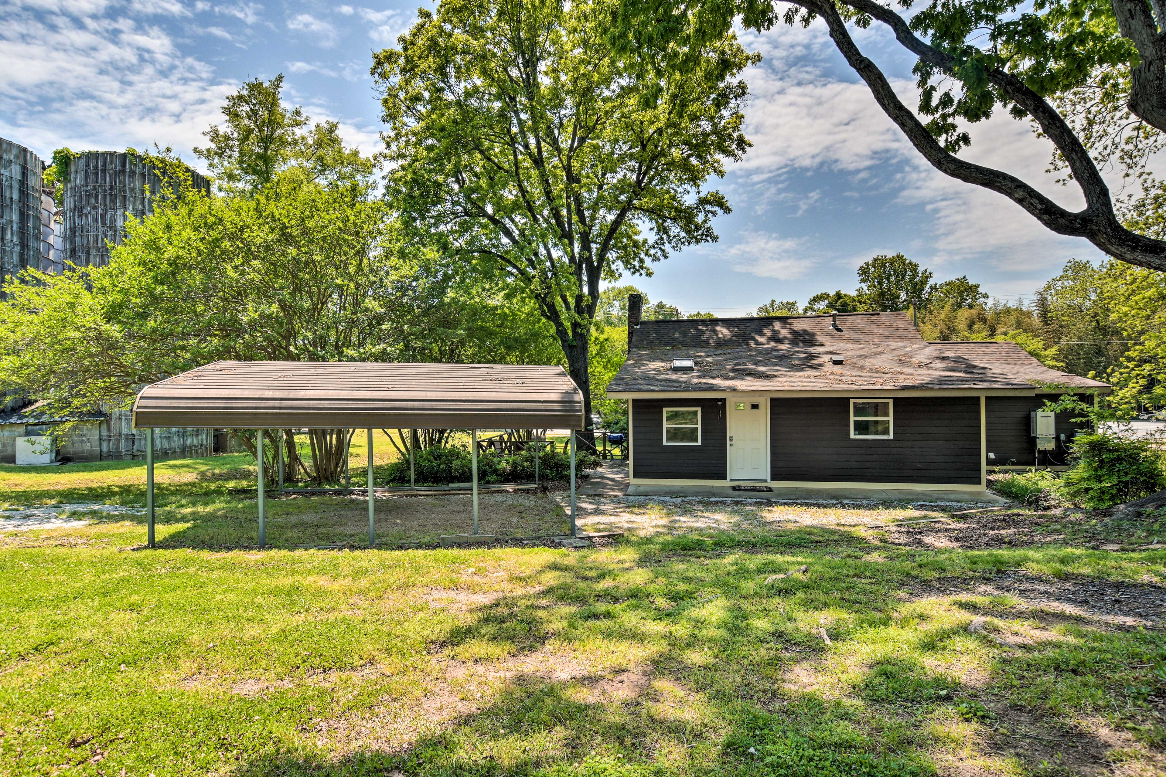 Property Image 1 - Cozy Cottage: Yard + Deck, Walk to Downtown!