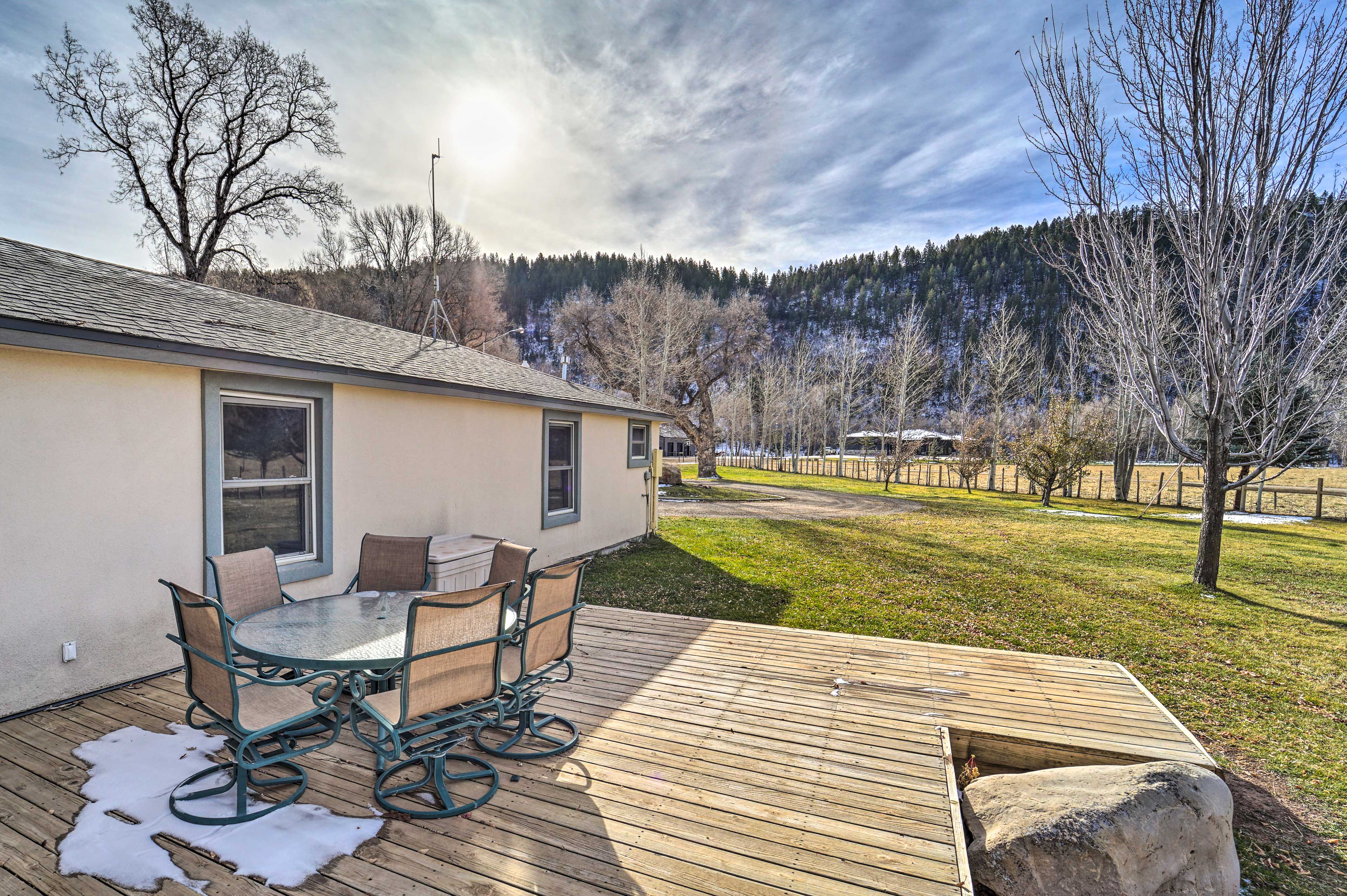 Dolores Ranch Cabin w/ Hot Tub & 1-Acre Yard!