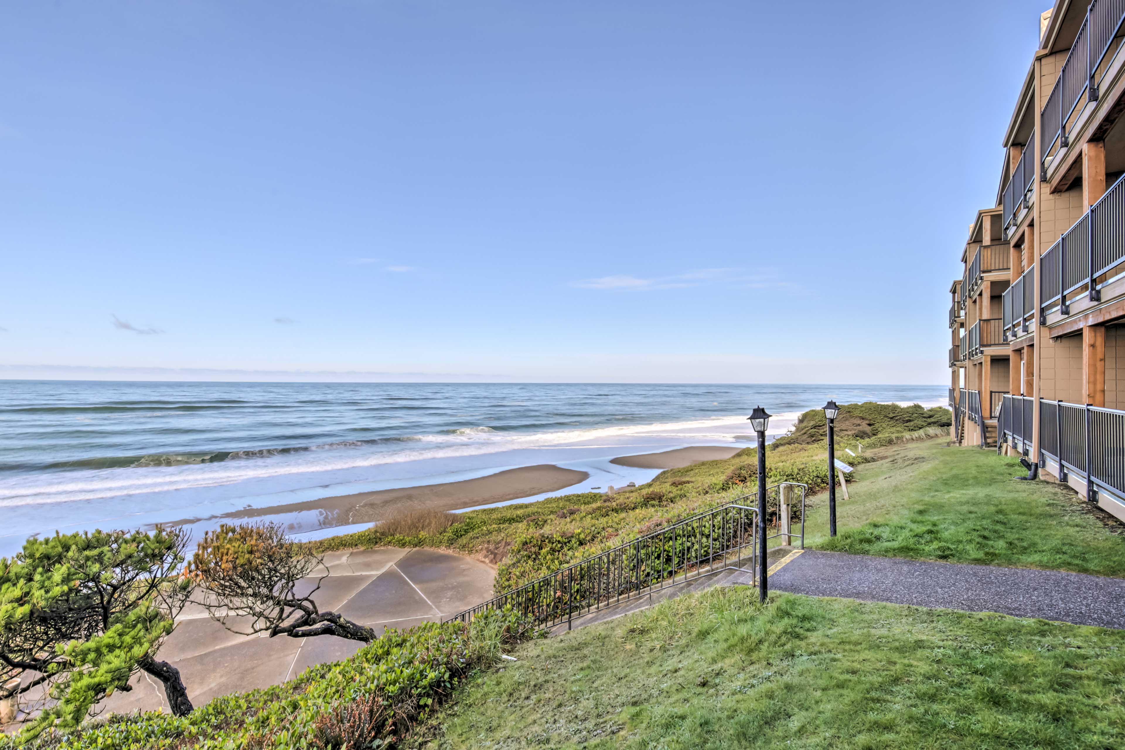 Property Image 1 - Lincoln City Beach Condo: Clubhouse & Pool Access!