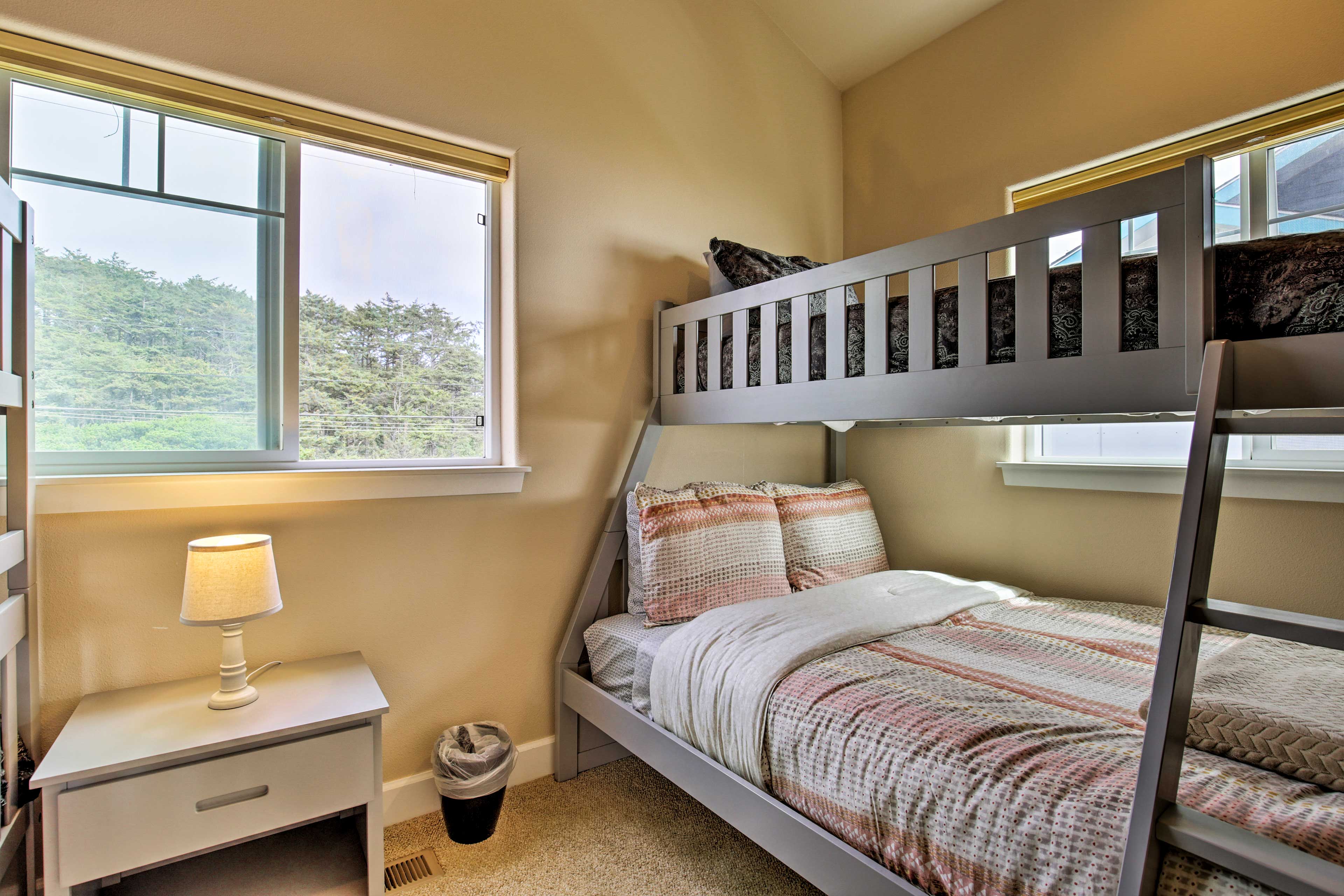 Oceanfront South Beach Home w/ Hot Tub & Sauna