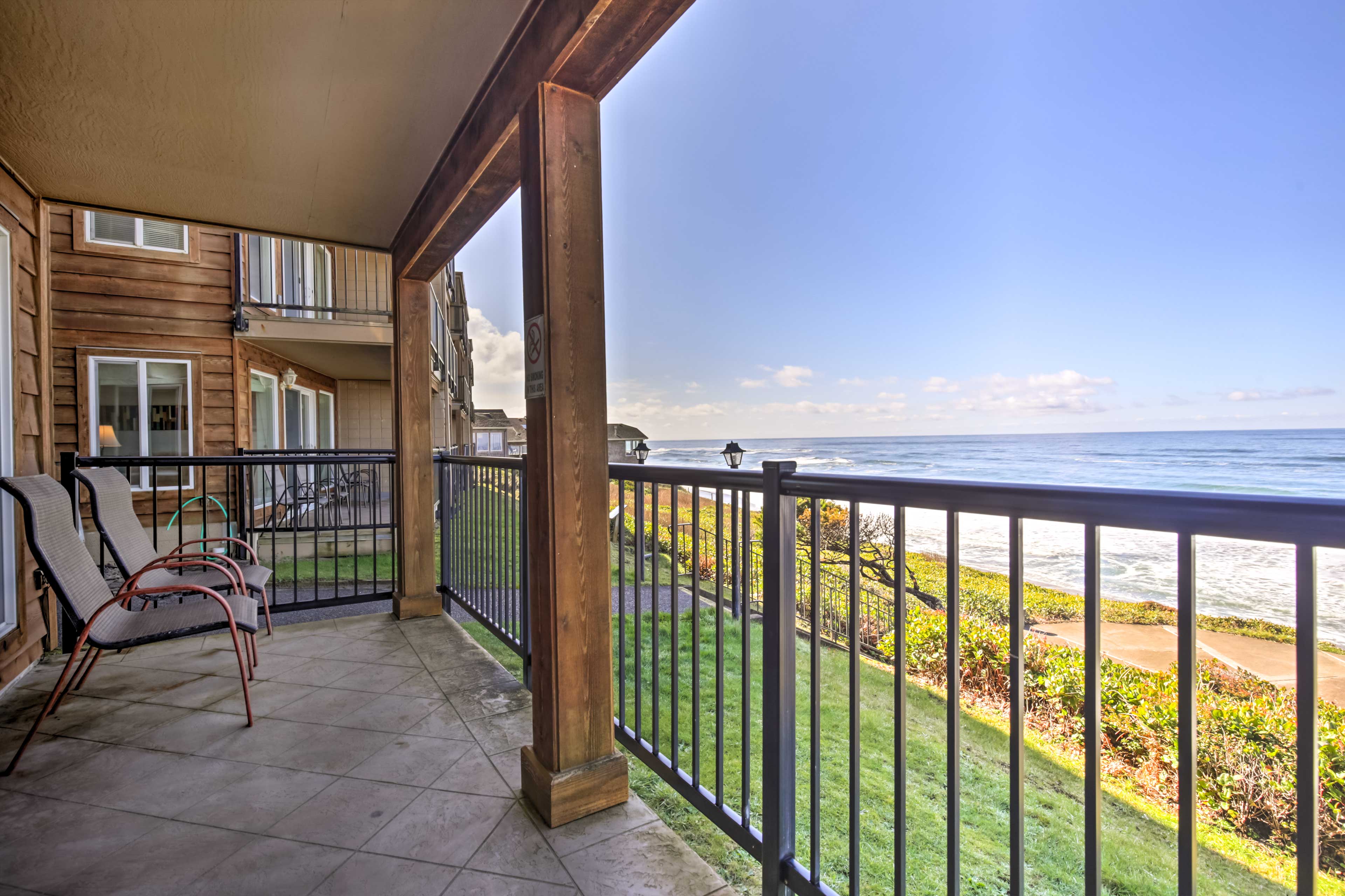 Property Image 1 - Cozy Oregon Resort Condo - Steps to Lincoln Beach!