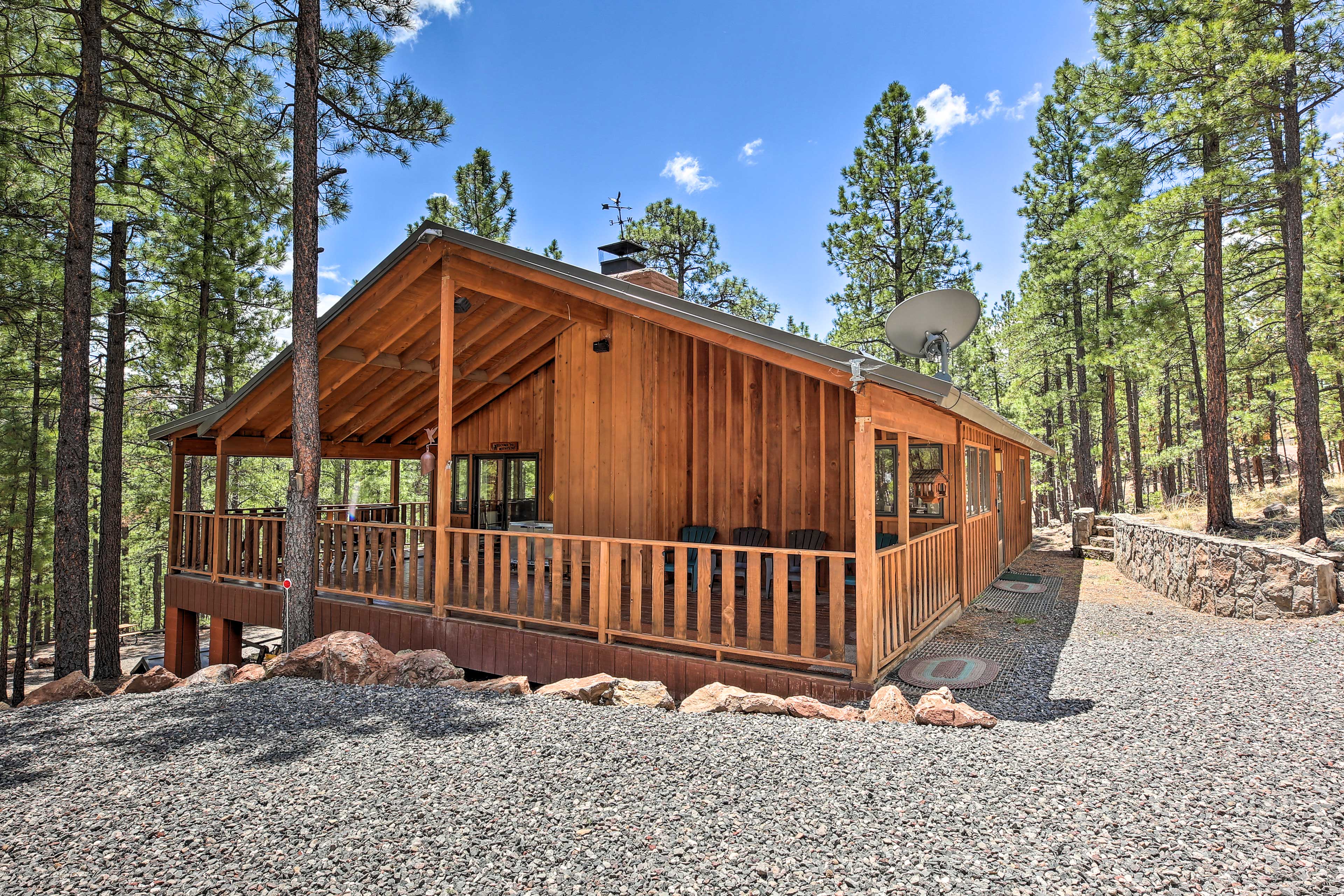 Property Image 1 - Serene Greer Cabin w/ Grill ~ 12 Mi to Skiing!